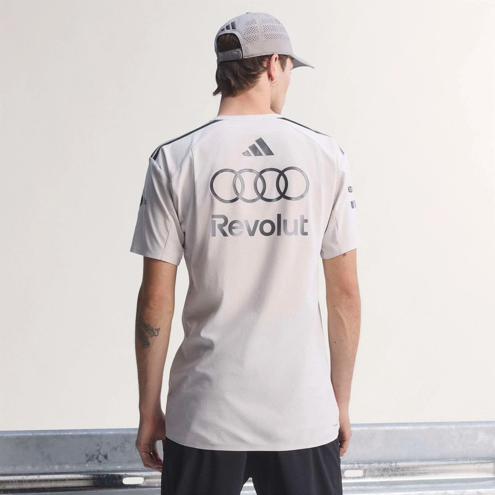 adidas Audi Formula 1 Motorsport Adults Driver T-Shirt - Image 7