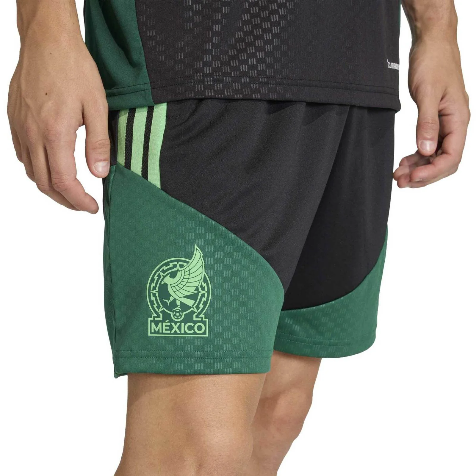 adidas Mexico Football World Cup 2026 Adults Tiro Training Shorts - Image 3