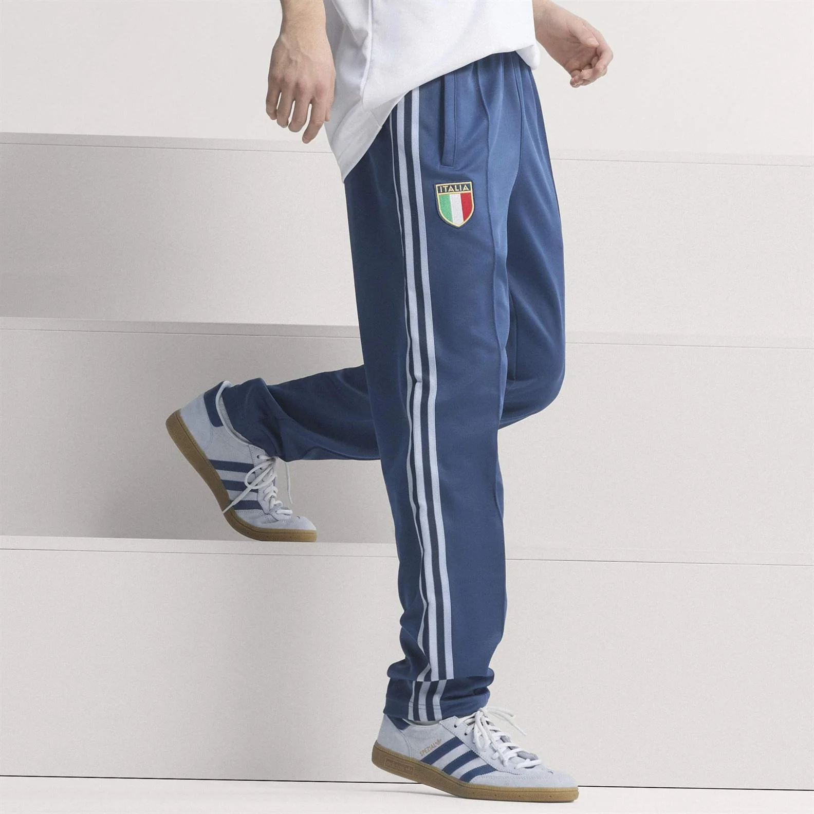 adidas OG Italy Football World Cup 2026 Adults Track Pants - Image 6