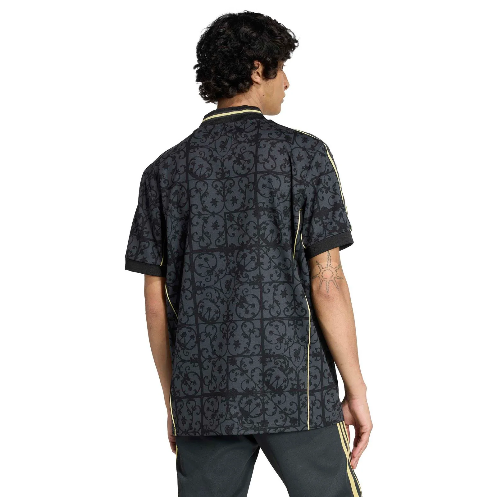 adidas Liverpool Football 2025/26 Adults Loose-Fit Jersey - Image 4