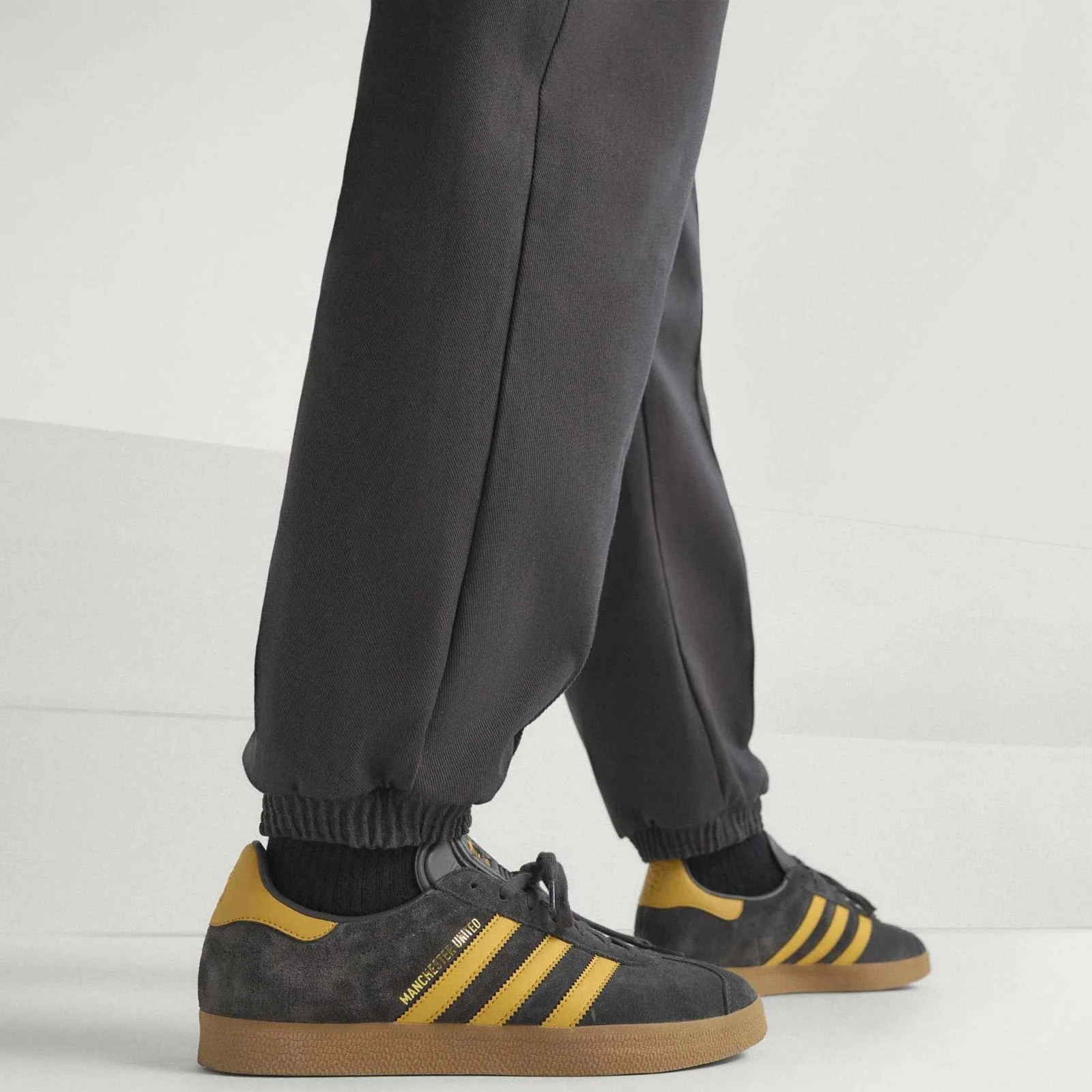adidas Manchester Utd Football 2025/26 Adult Tracksuit Pant - Image 10