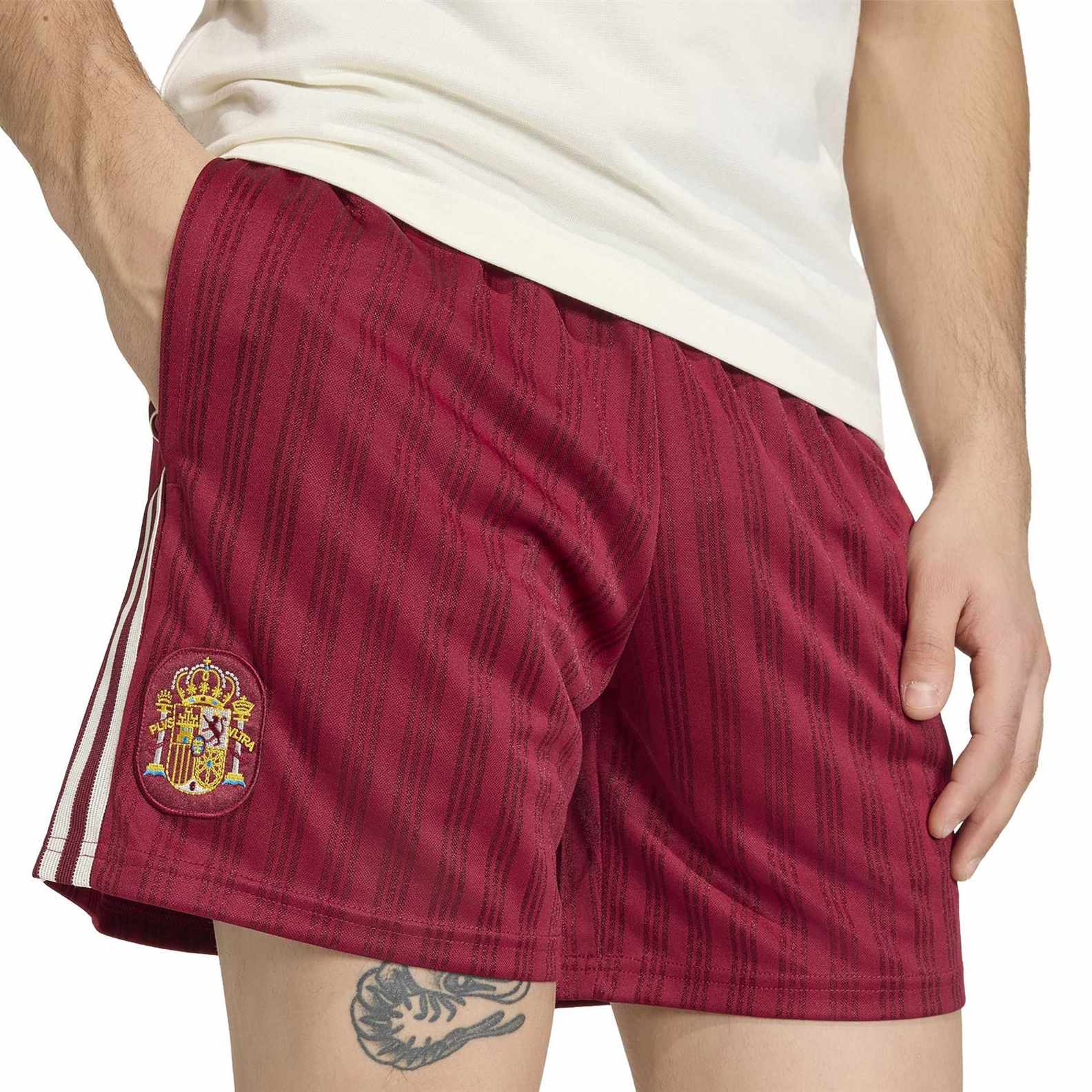 adidas OG Spain Football World Cup 2026 Adults Shorts - Image 3