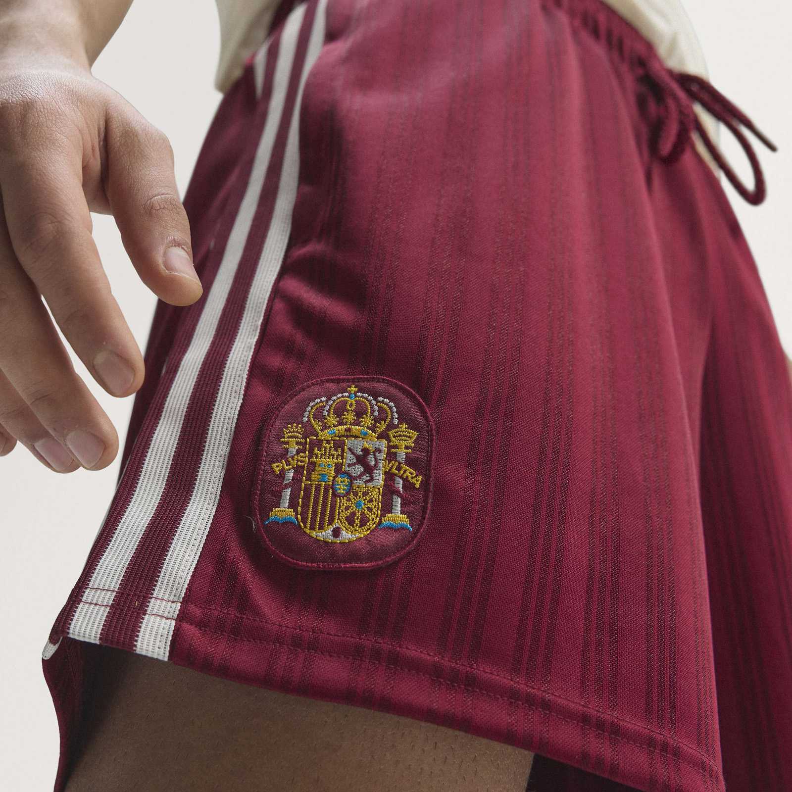 adidas OG Spain Football World Cup 2026 Adults Shorts - Image 8