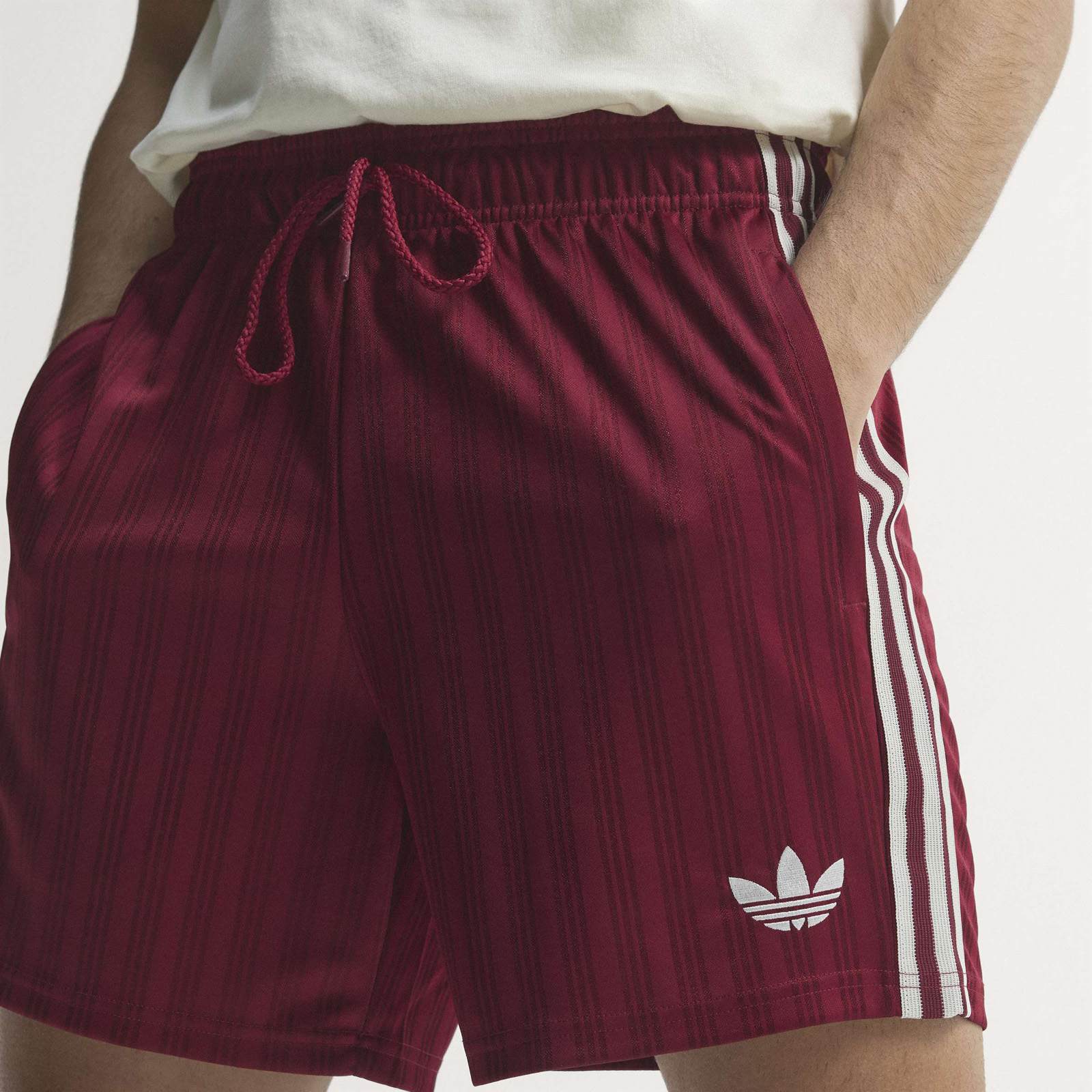 adidas OG Spain Football World Cup 2026 Adults Shorts - Image 9