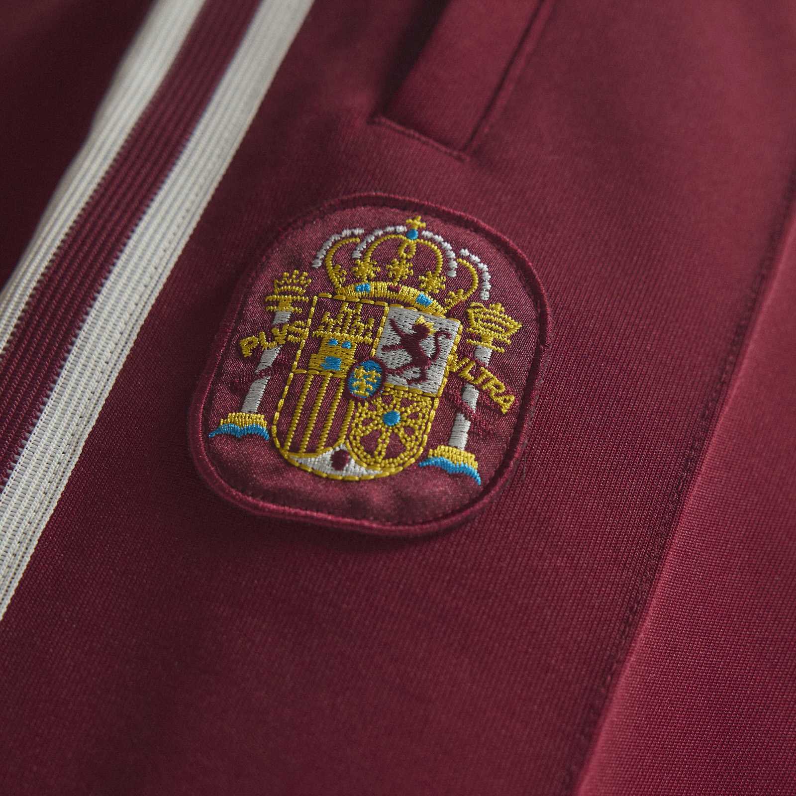 adidas OG Spain Football World Cup 2026 Adults Track Pants - Image 8