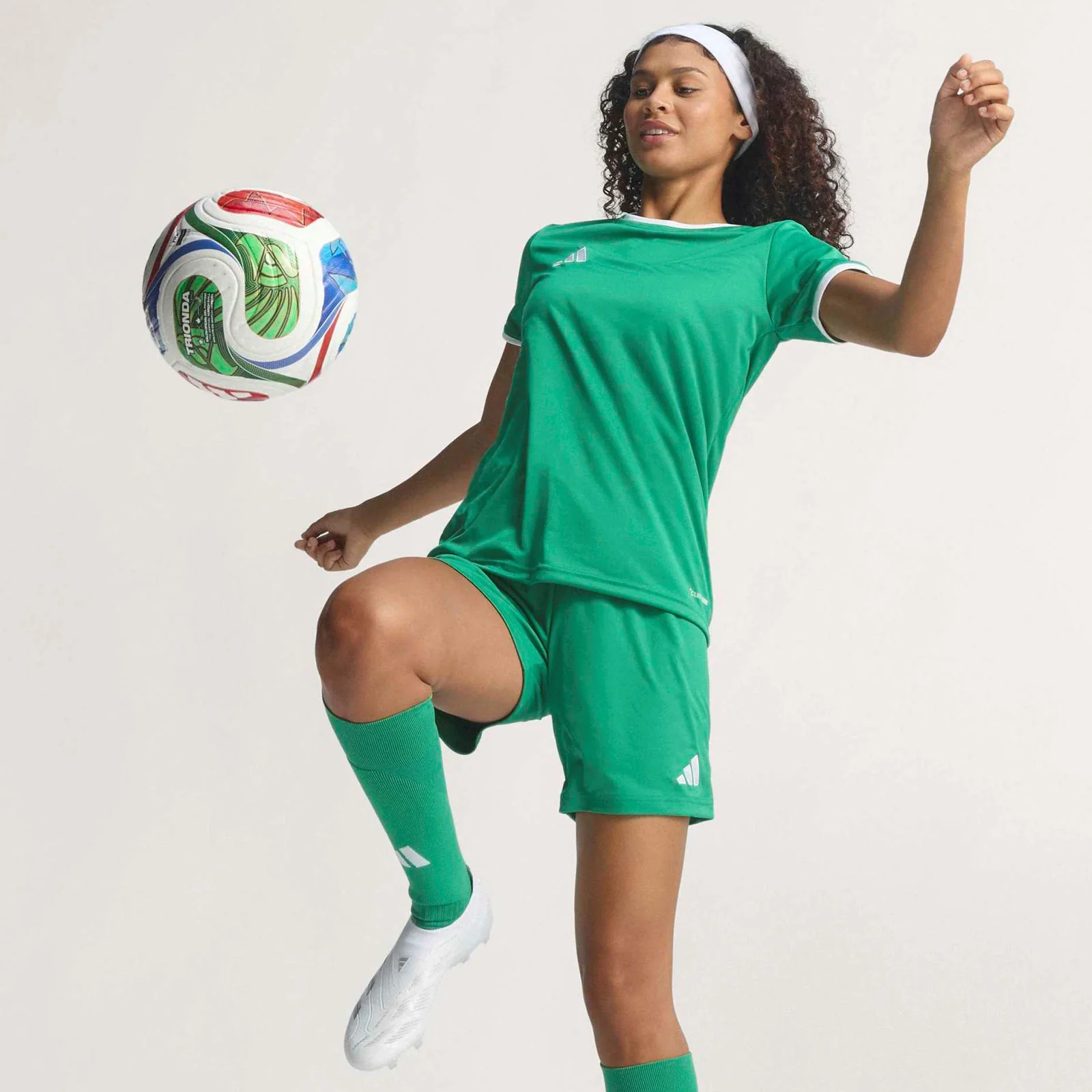 adidas FIFA World Cup 2026 Trionda Pro Football - Size 5 - Image 5