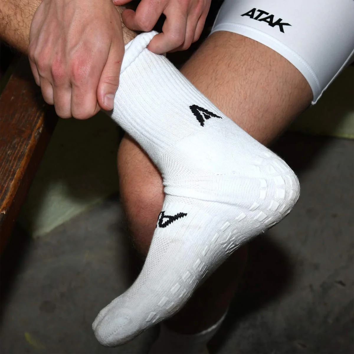 Atak Shox Grip Midleg Kids Socks - Image 5