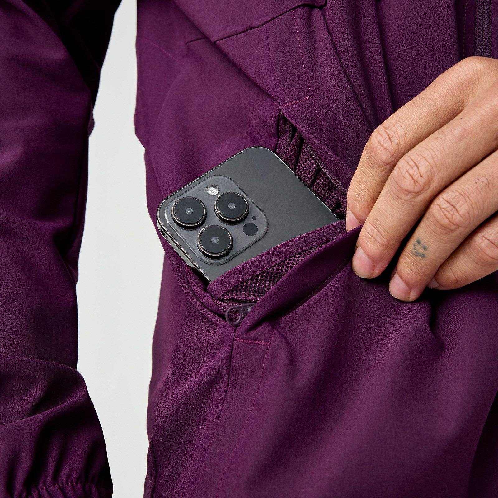 Brooks Canopy Mens Wind and Water Resistant Running Jacket - Image 4