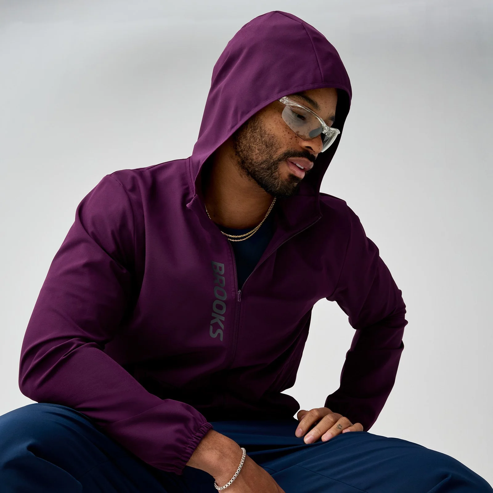 Brooks Canopy Mens Wind and Water Resistant Running Jacket - Image 5