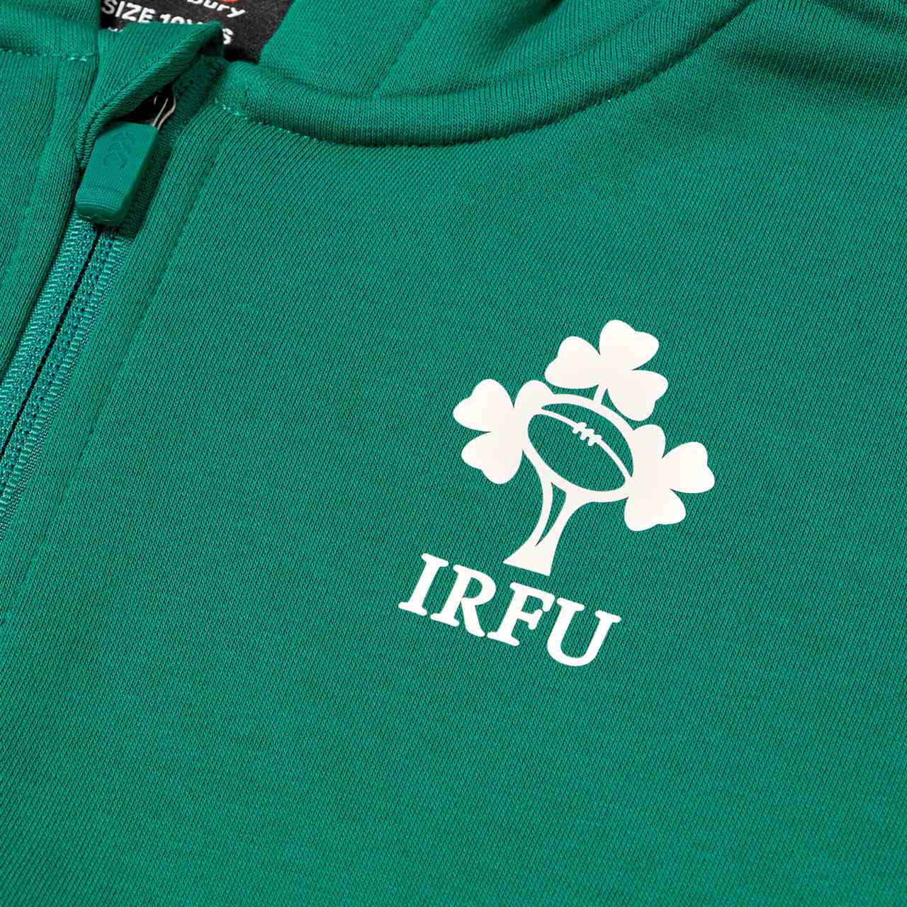 Canterbury IRFU Ireland Rugby 2025/26 Kids Tracksuit Set - Image 4