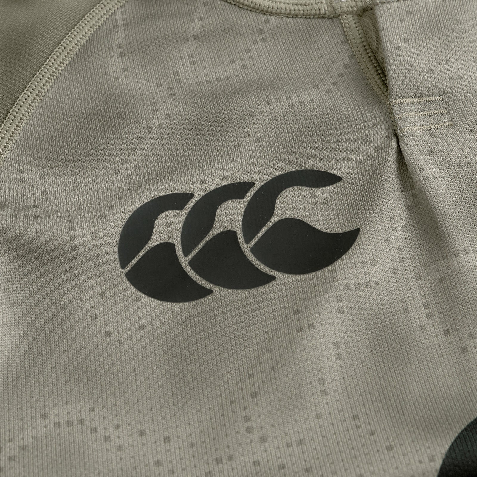 Canterbury IRFU Ireland Rugby 2025/26 Kids Train Pro Jersey - Image 9