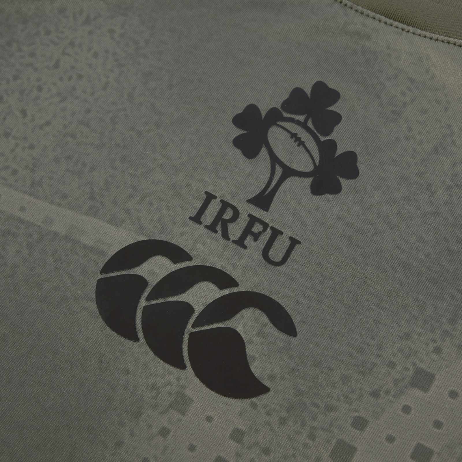 Canterbury IRFU Ireland Rugby Superlight Womens Training Top - Image 6