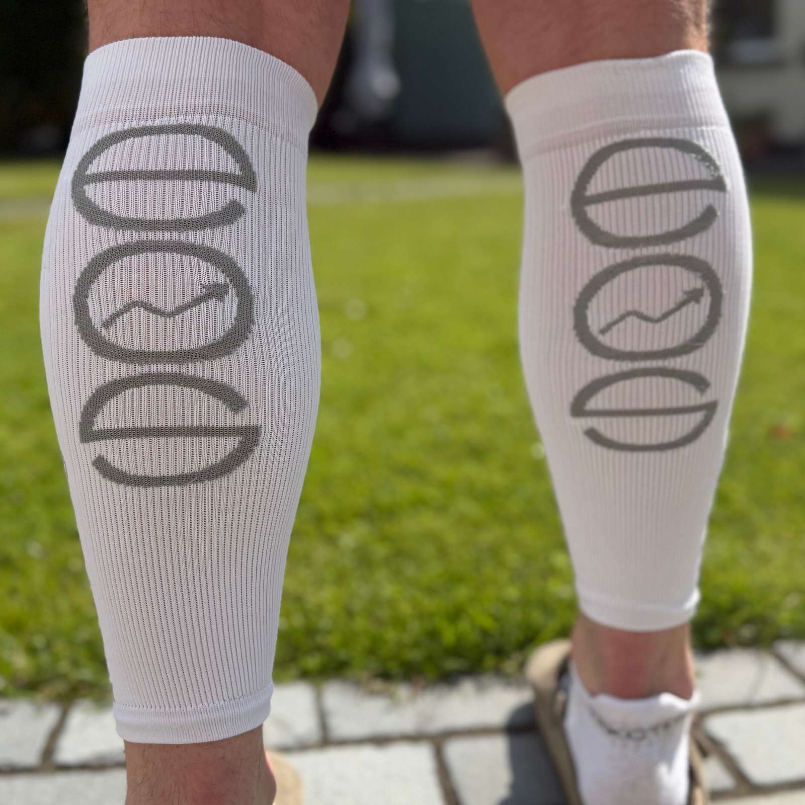 EOS Calf Compression Sleeves - Image 3