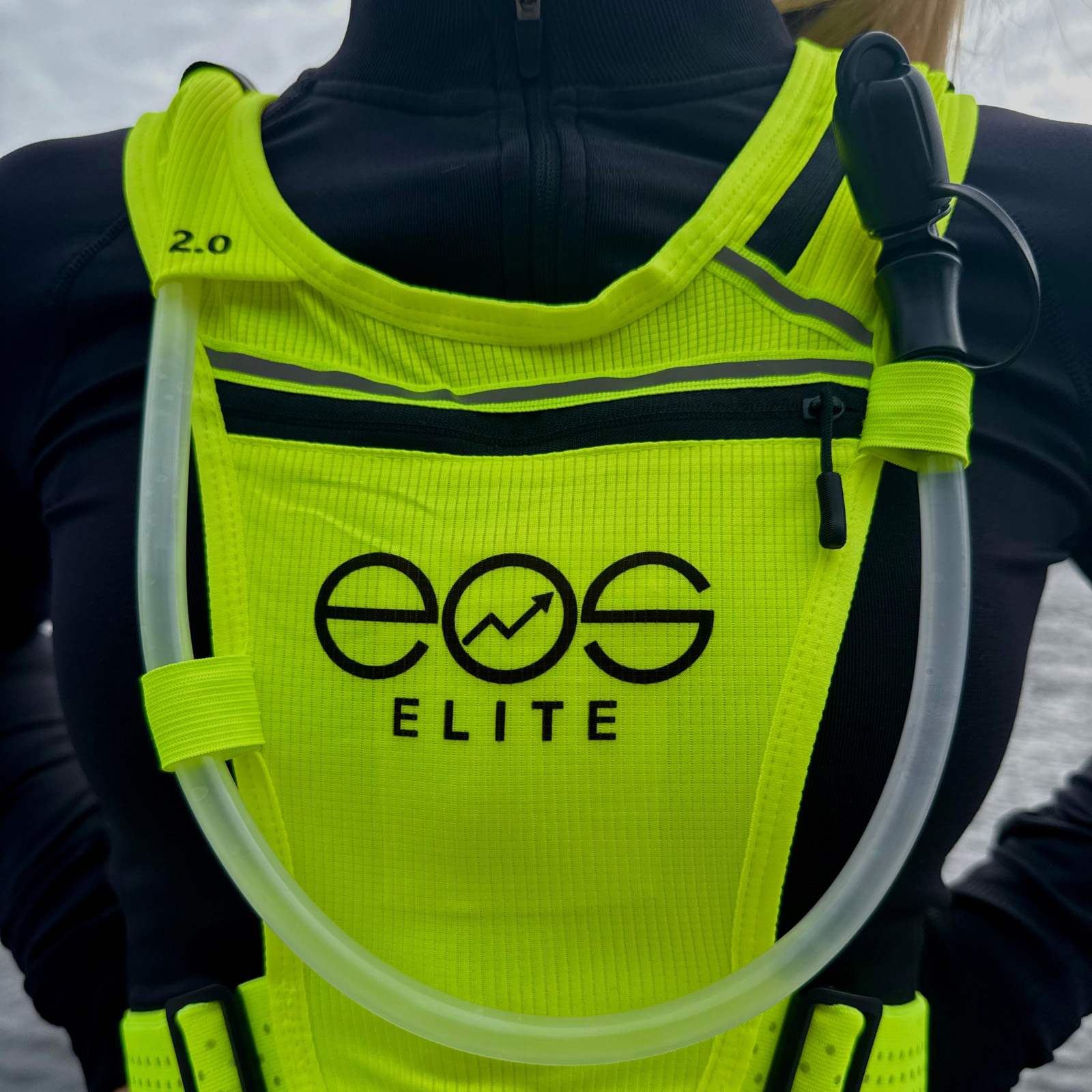 EOS Elite IlluminLight Reflective Running Vest - Image 4