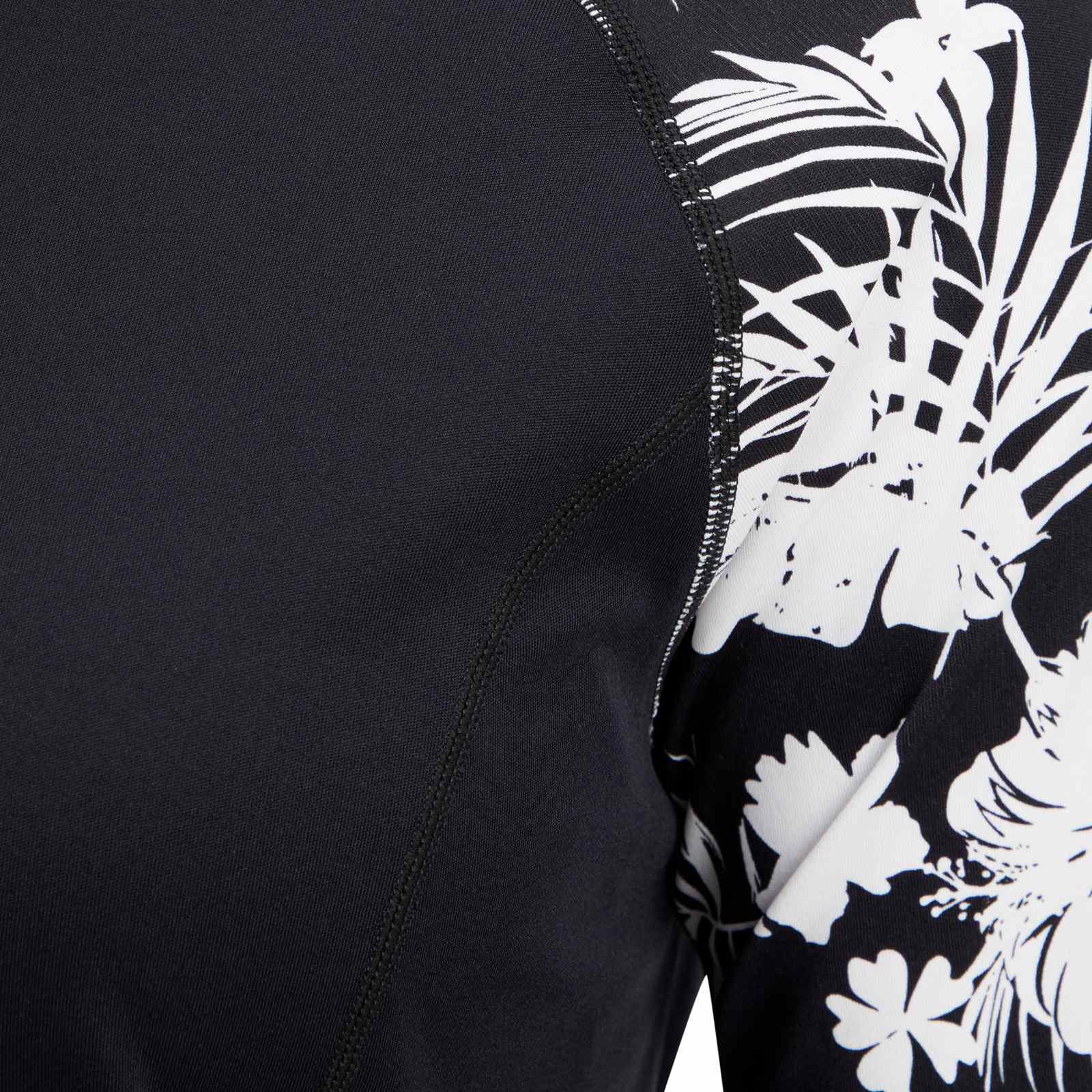 Firefly Lunelia III Womens Short Sleeved Rashguard Swim Top - Image 3