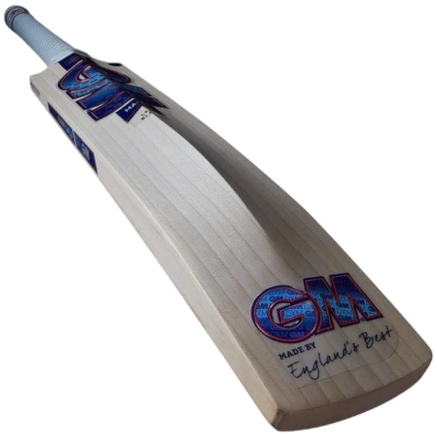 Gunn & Moore Mana Kashmir Willow Cricket Bat - Image 3