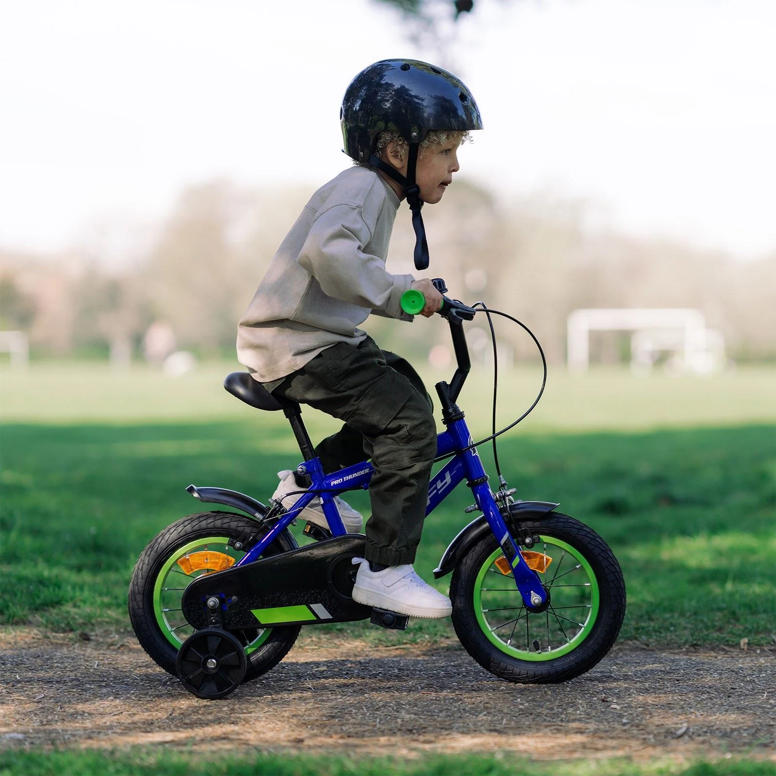 Huffy Pro Thunder 12" Kids Bike - Image 18