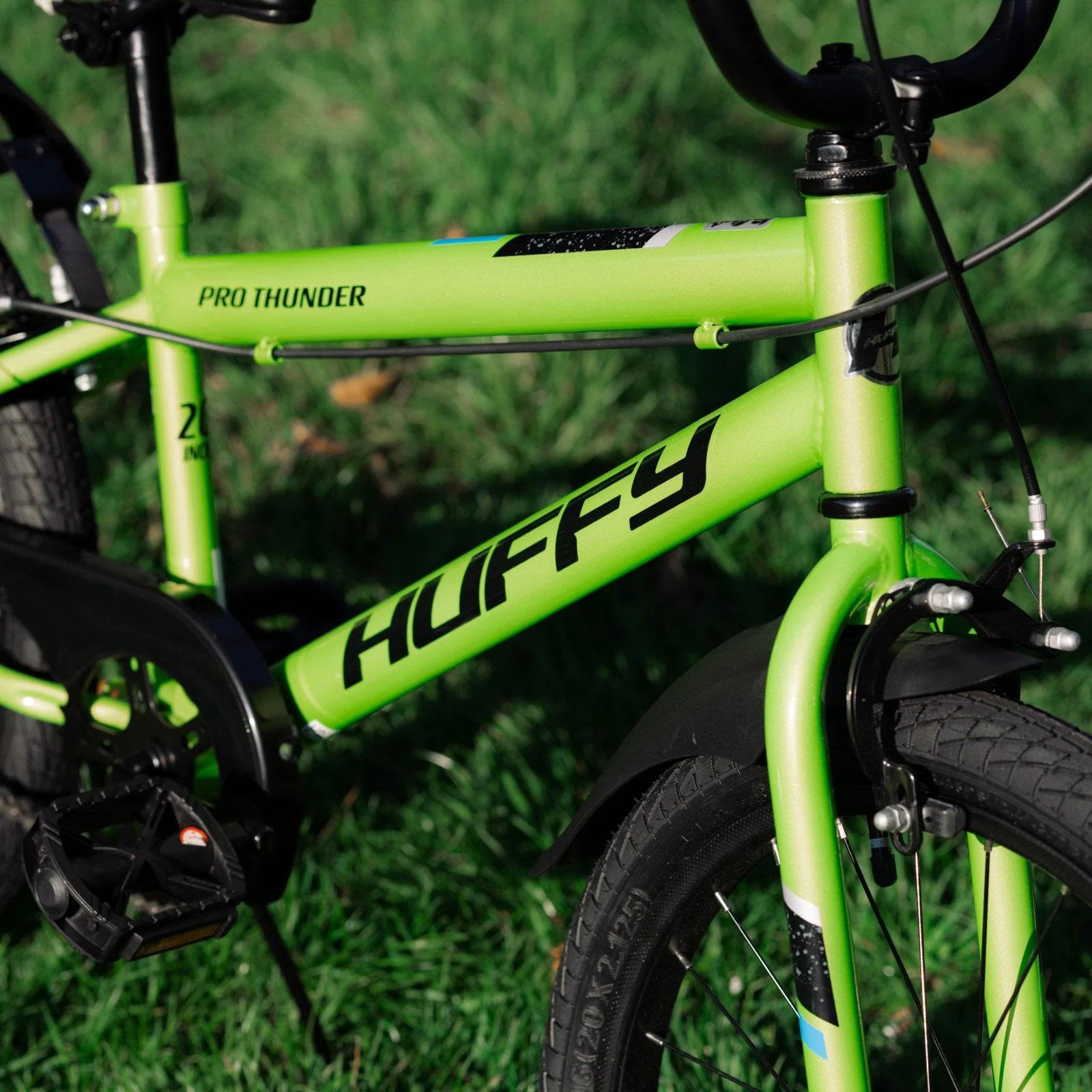 Huffy Pro Thunder 20" Durable Steel Kids Bike - Image 12
