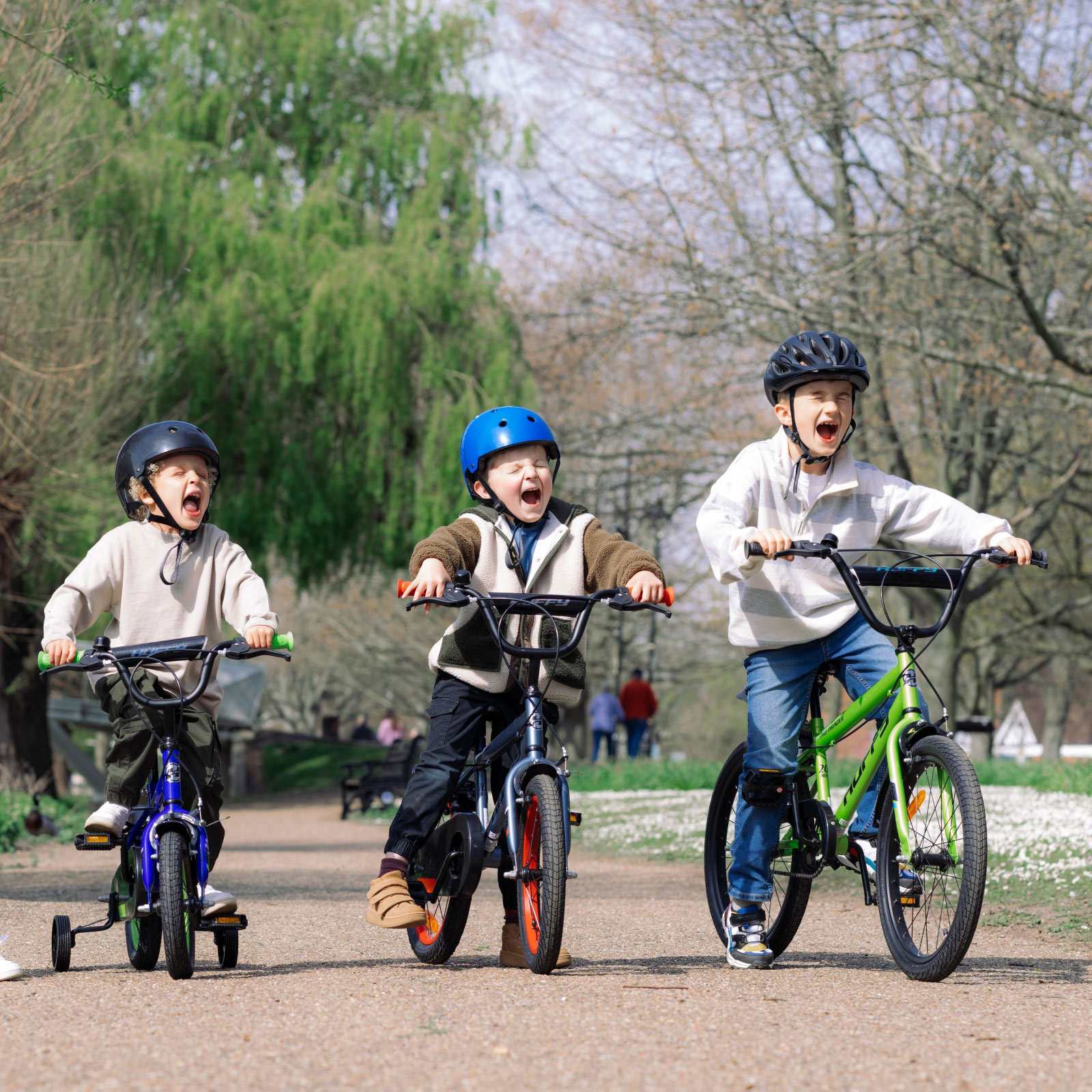 Huffy Pro Thunder 20" Durable Steel Kids Bike - Image 18