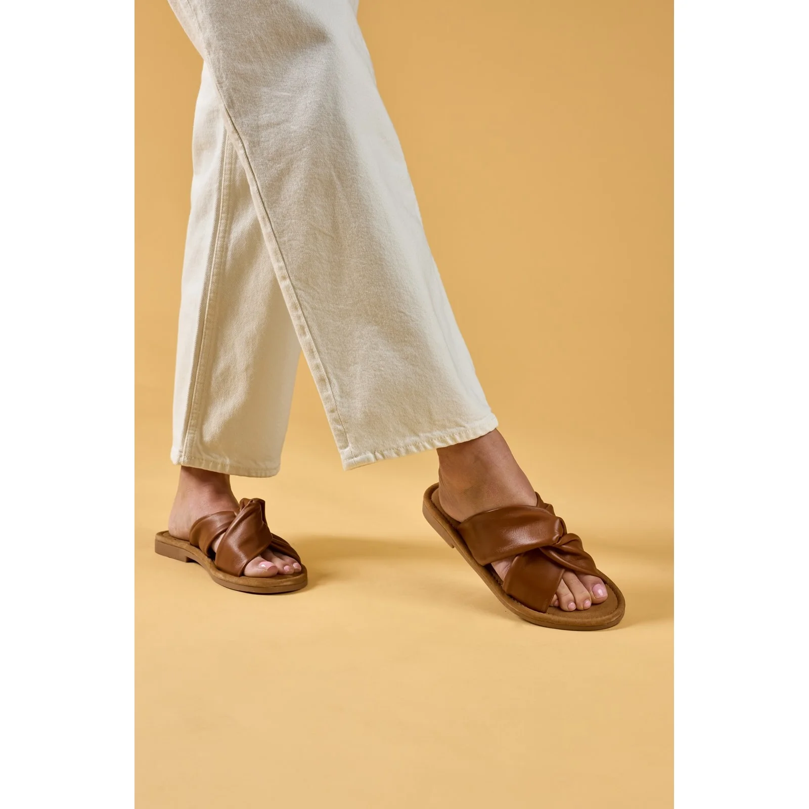 Hush Puppies Womens Amy Wide Fit Sandal Tan - Image 6