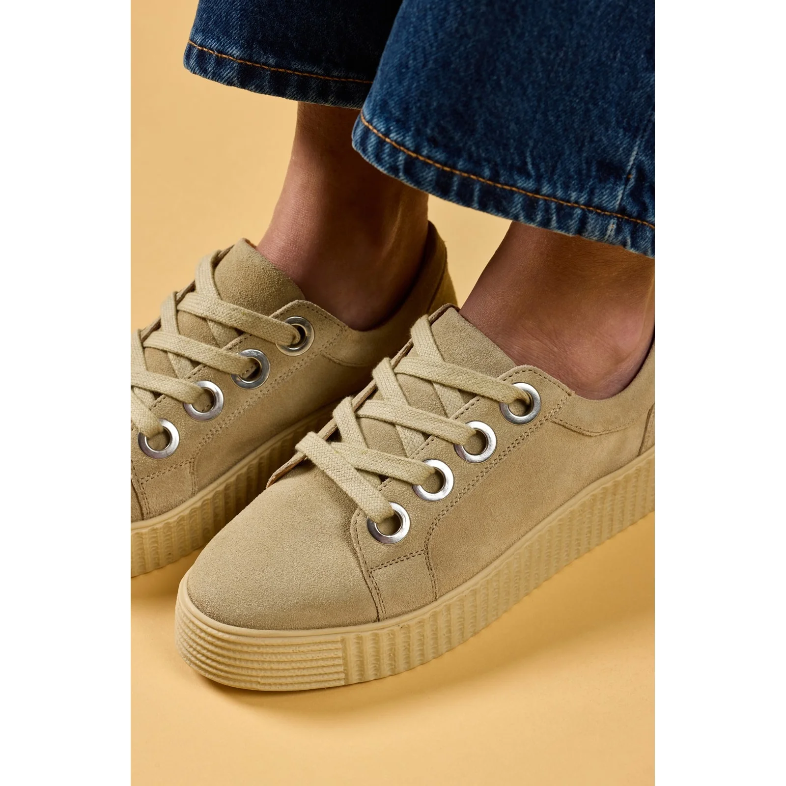 Hush Puppies Womens Tamsin Suede Trainer Taupe - Image 6