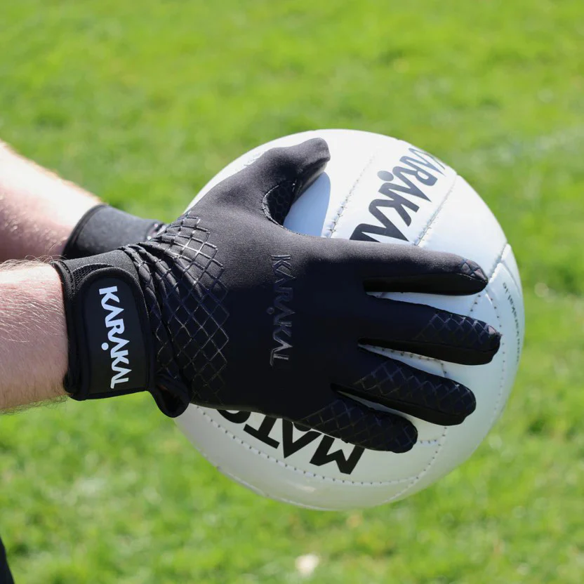 Karakal All Weather Kids Gaelic Gloves - Image 2