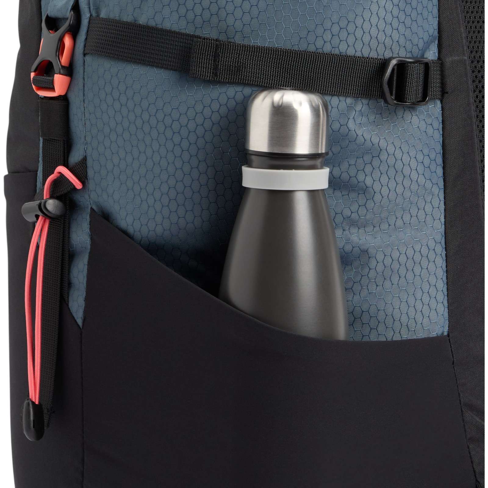 McKinley Crow CT 30 Lightweight Hiking Rucksack - Image 6