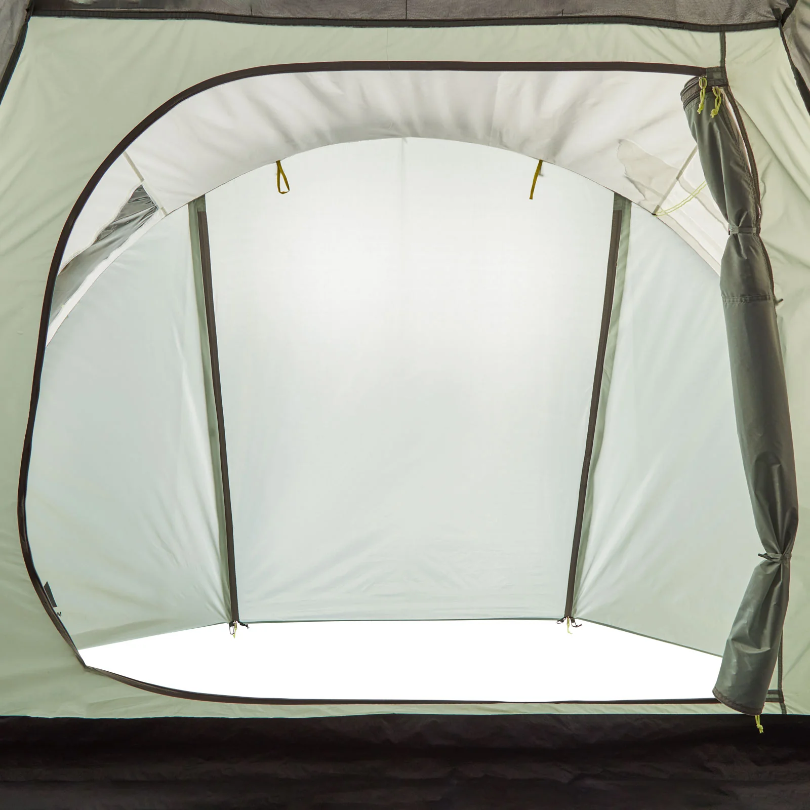 McKINLEY Family 4 Person 10.4 I Tent - Image 4