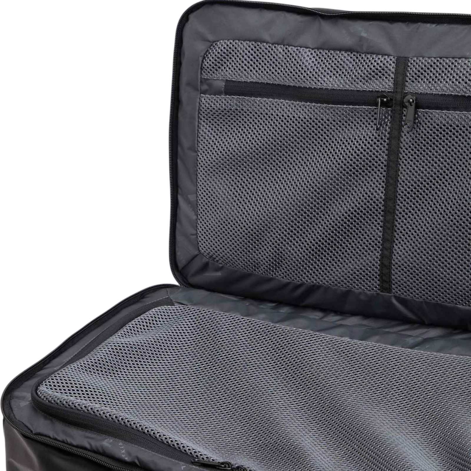 McKinley Nisa 40-litre Lightweight Travel Backpack - Image 4