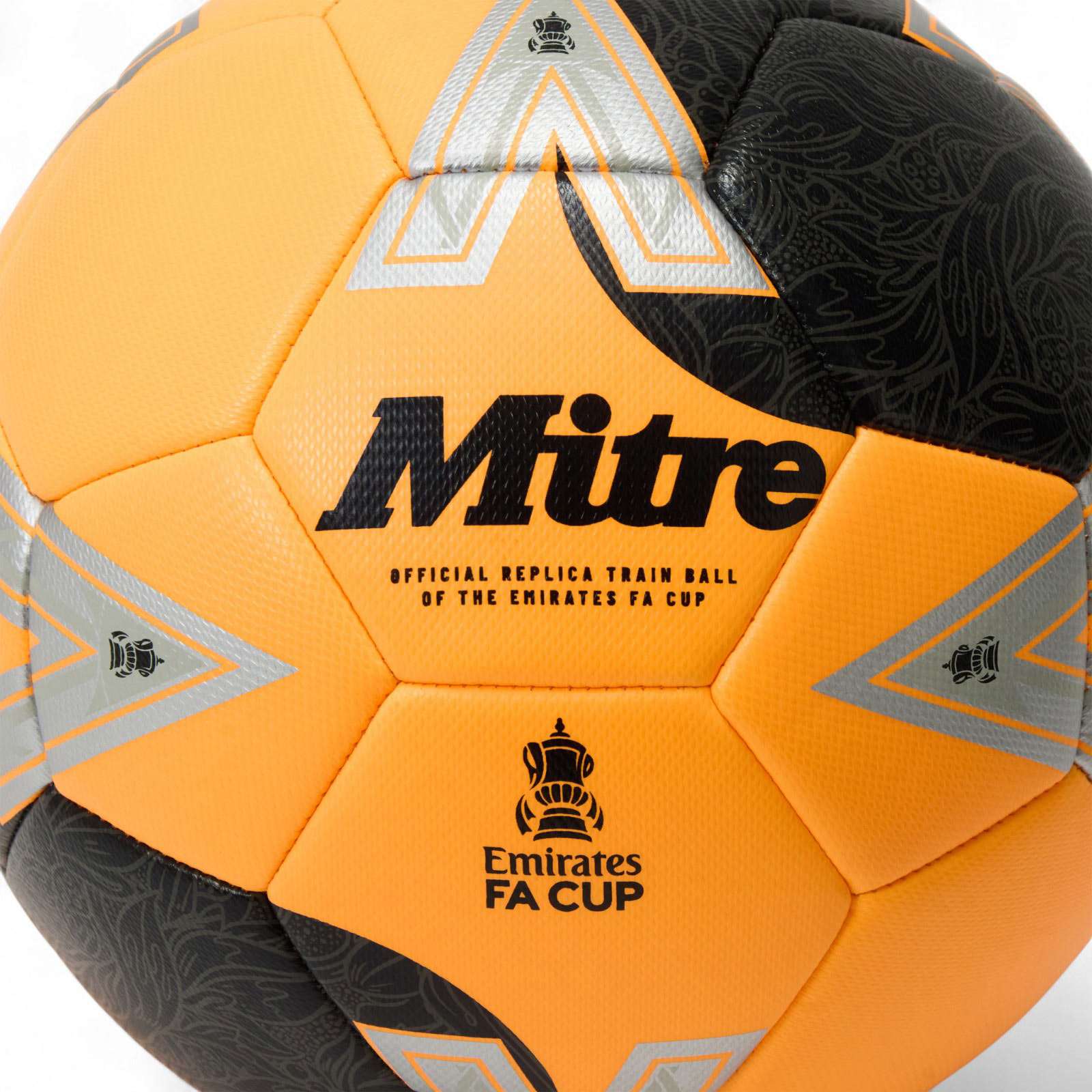 Mitre FA Cup 2025/26 Training Football - Size 5 - Image 4