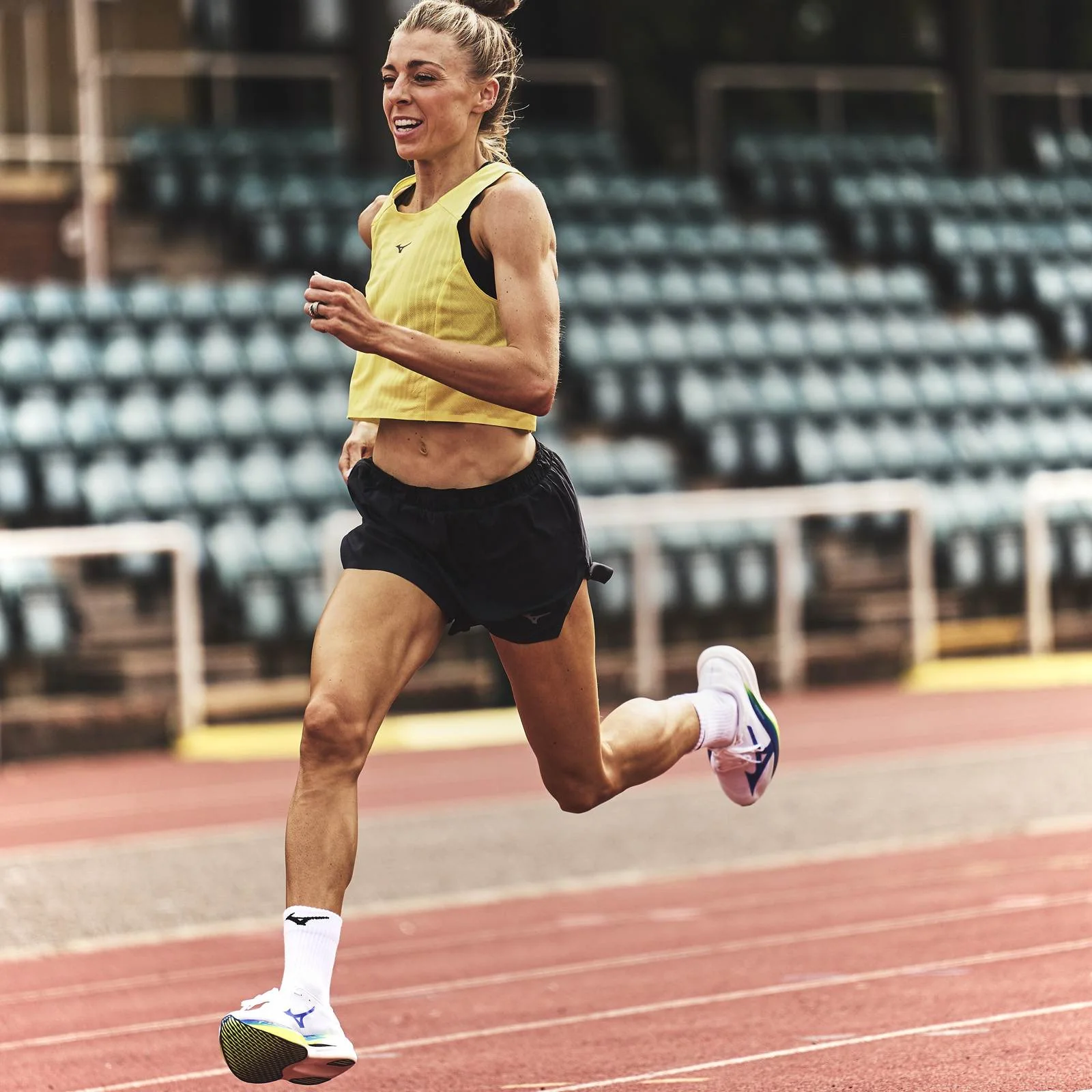 Mizuno Hyperwarp Elite Womens Lightweight Running Shoes - Image 6