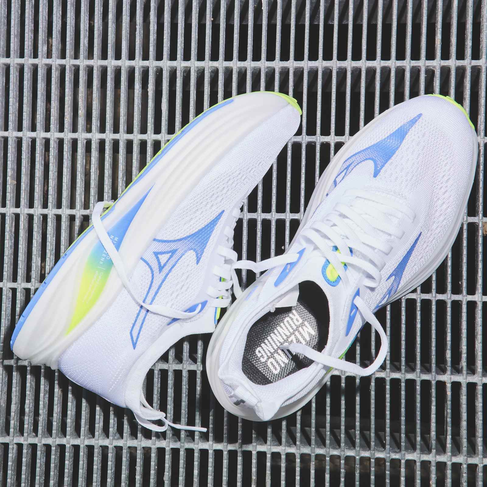 Mizuno Neo Zen 2 High-Performance Womens Running Shoes - Image 11