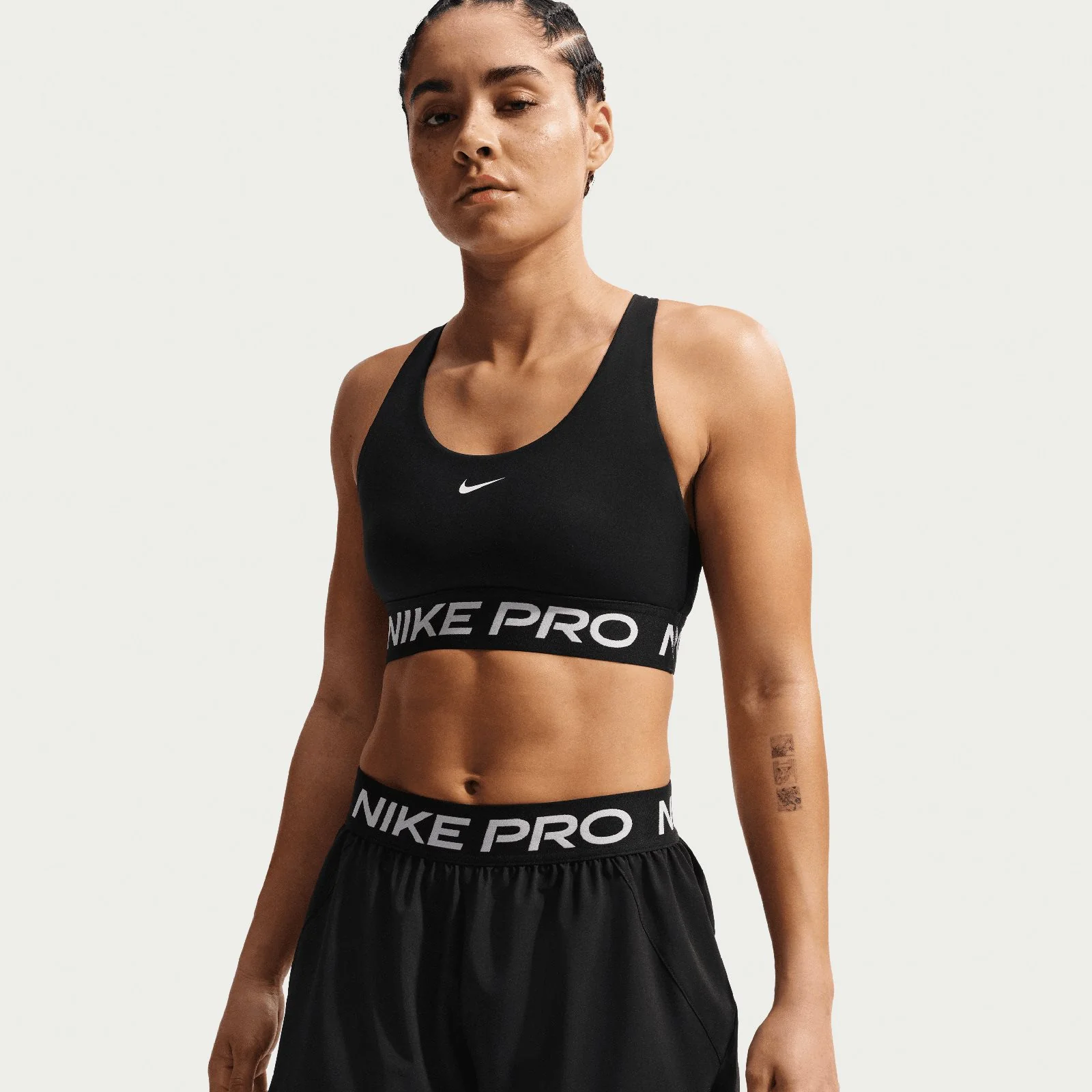 Nike Pro Womens 2-in-1 Shorts - Image 4