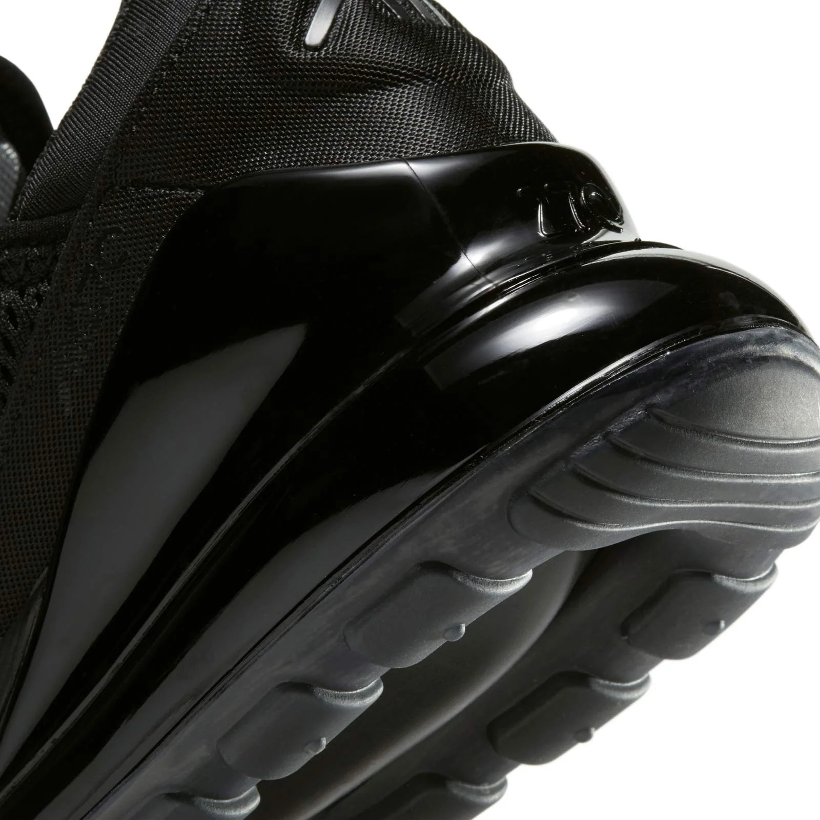 Nike Air Max 270 Mens Shoes - Image 6