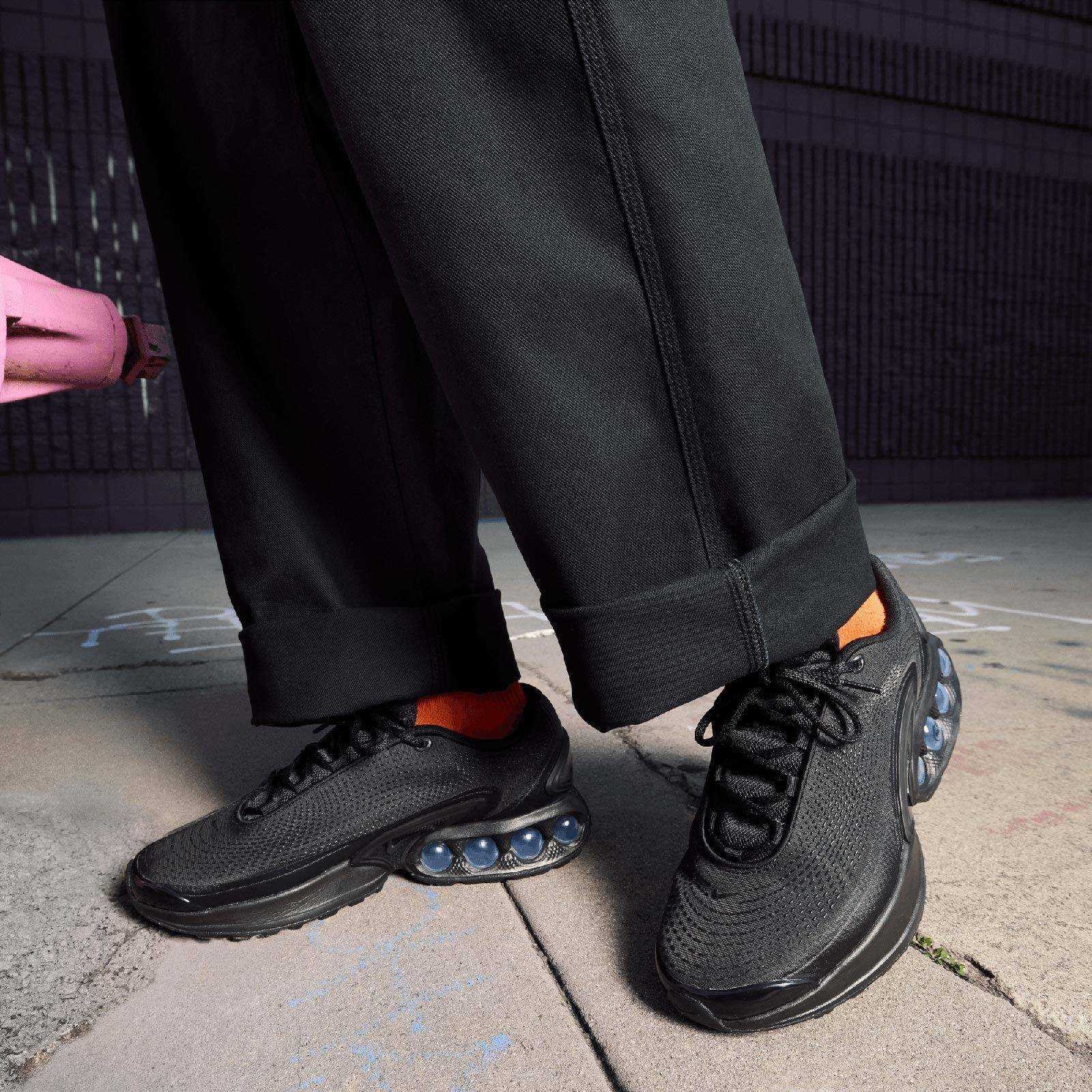 Nike Air Max Dn Mens Shoes - Image 9