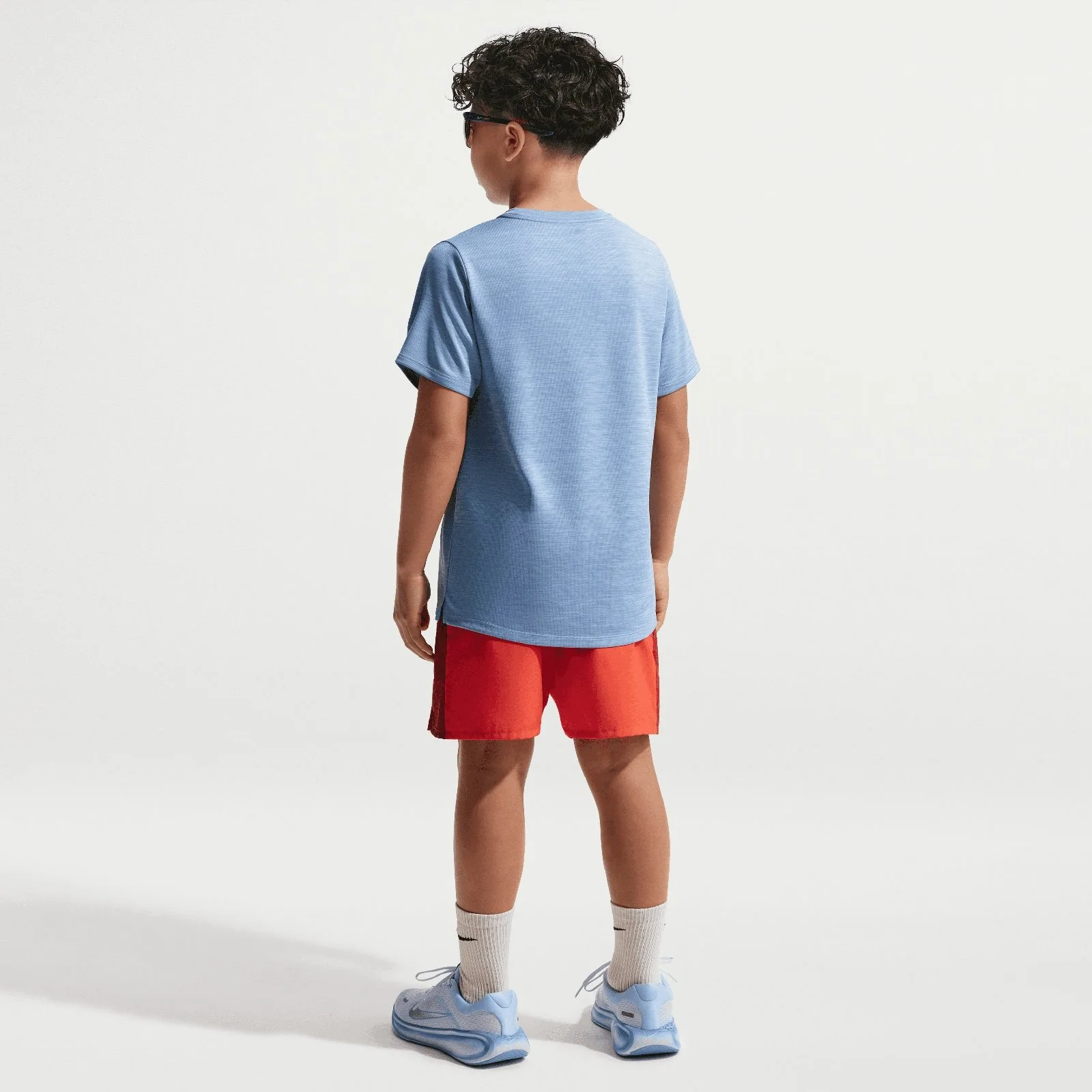Nike Miler Kids Dri-FIT Short-Sleeve Top - Image 7