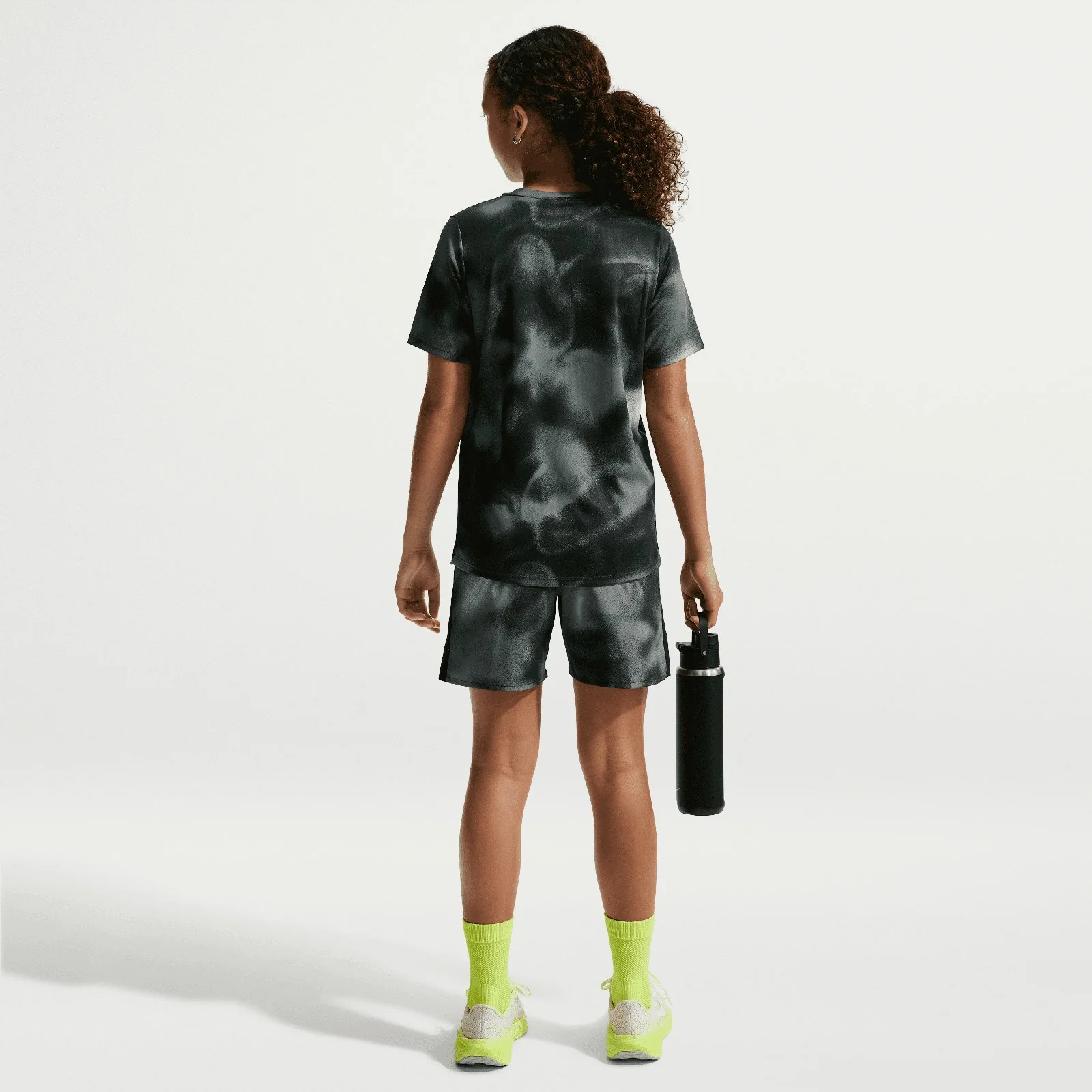 Nike Miler Kids Dri-FIT Short-Sleeve Training Top - Image 7