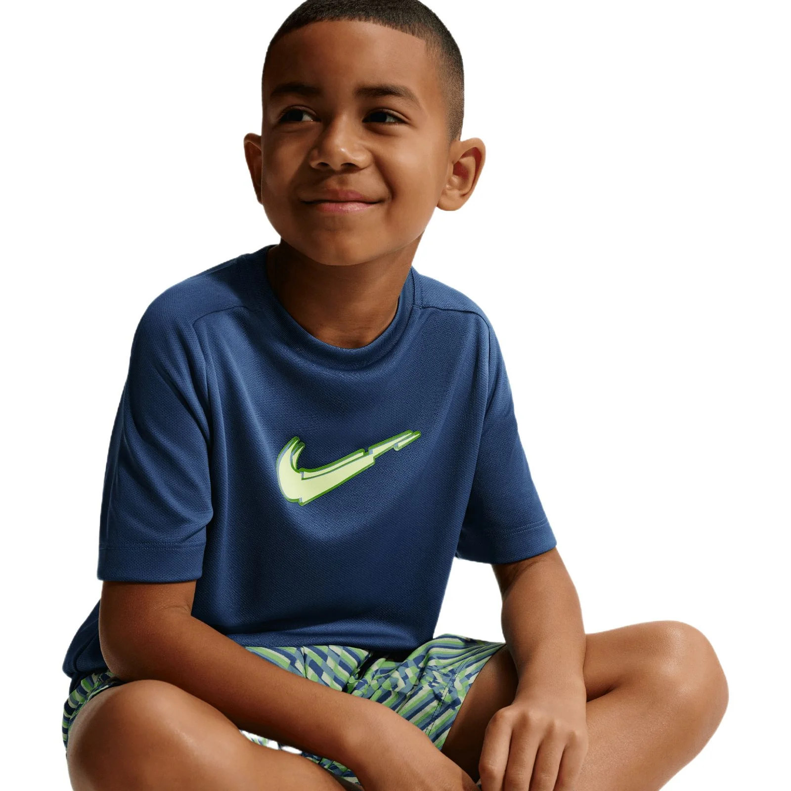 Nike Dri-FIT Multi Kids Bold Graphic Top - Image 5