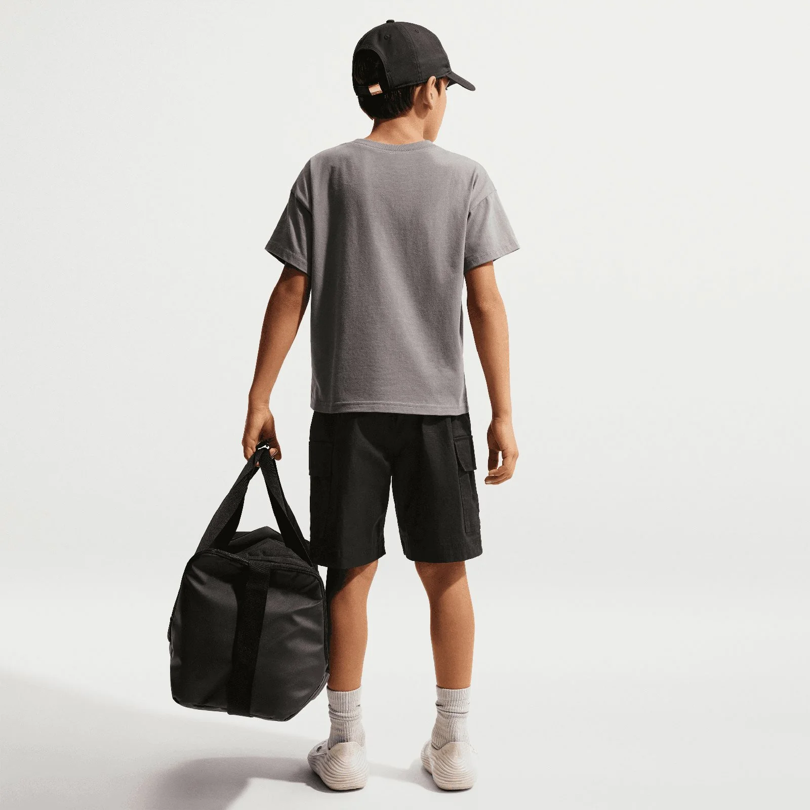 Nike Sportswear Club Kids Woven Cargo Shorts - Image 7
