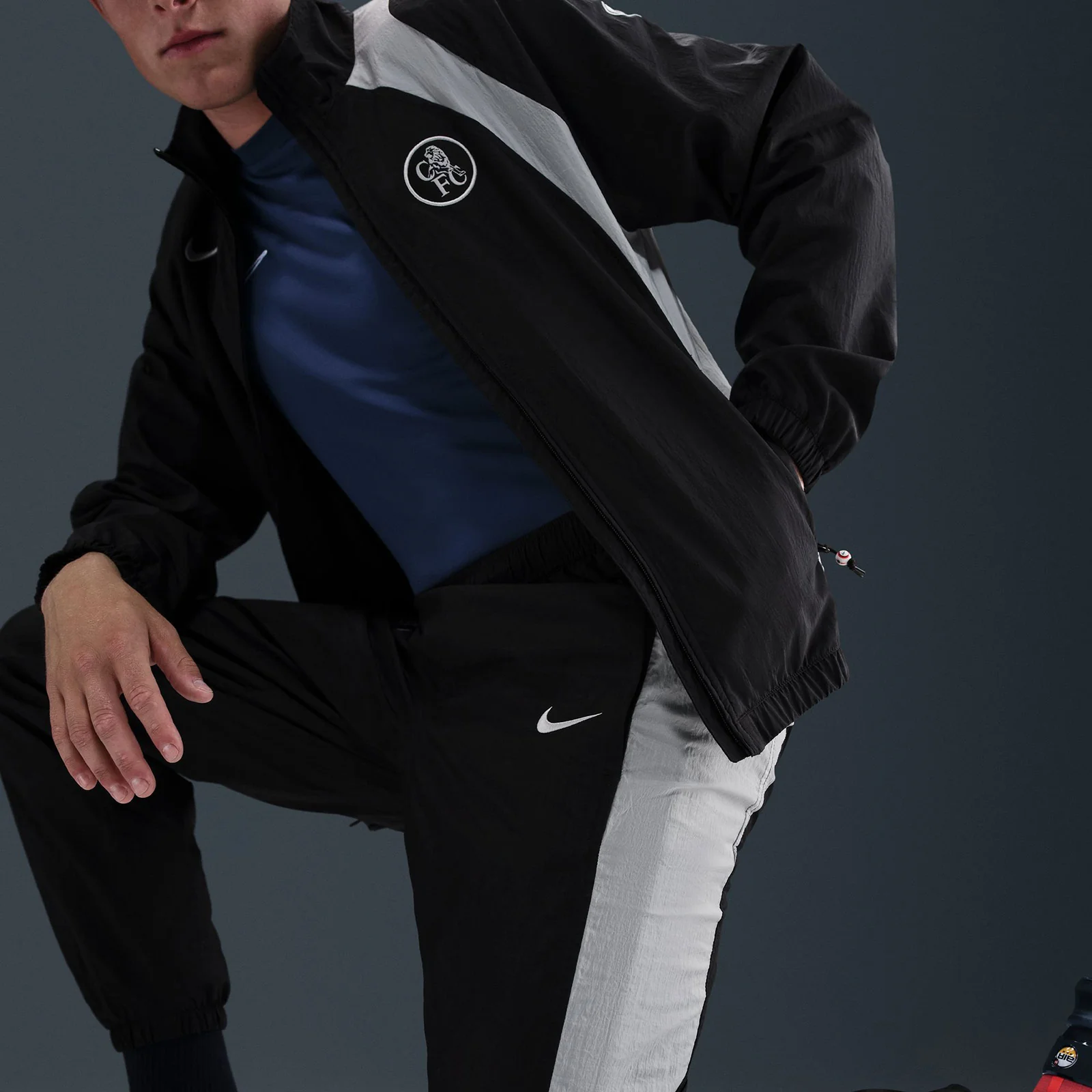 Nike Chelsea FC Third Mens Total 90 Soccer Woven Track Pants - Image 4