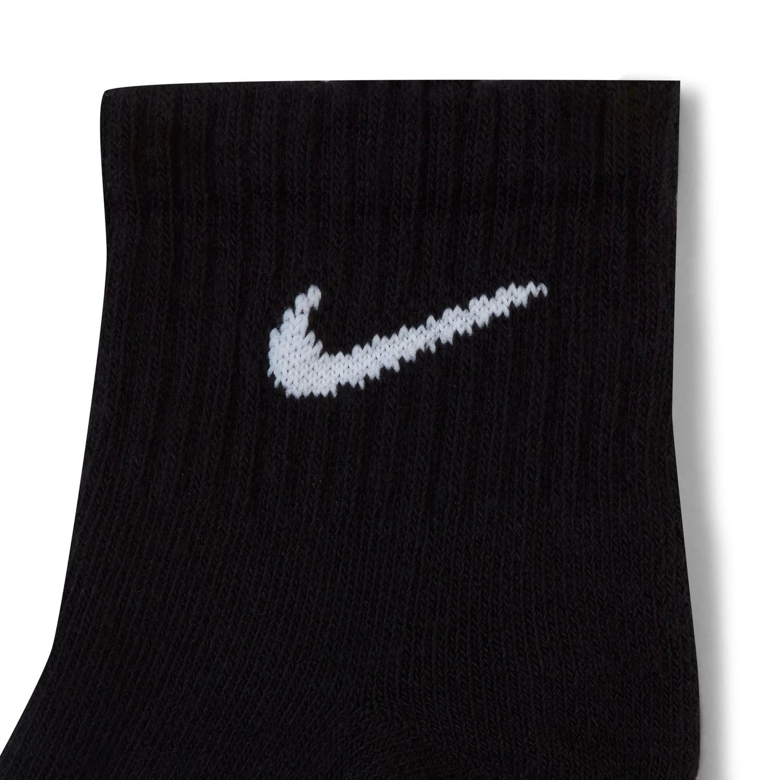 Nike Cushioned Quarter Socks - 3 Pack - Image 5