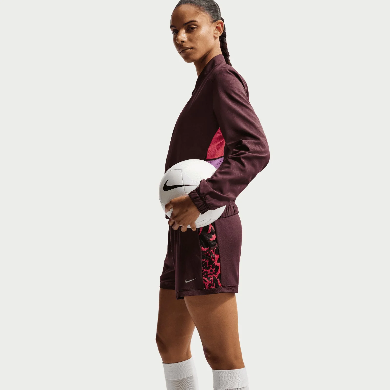 Nike Academy Womens Dri-FIT Soccer Shorts - Image 4