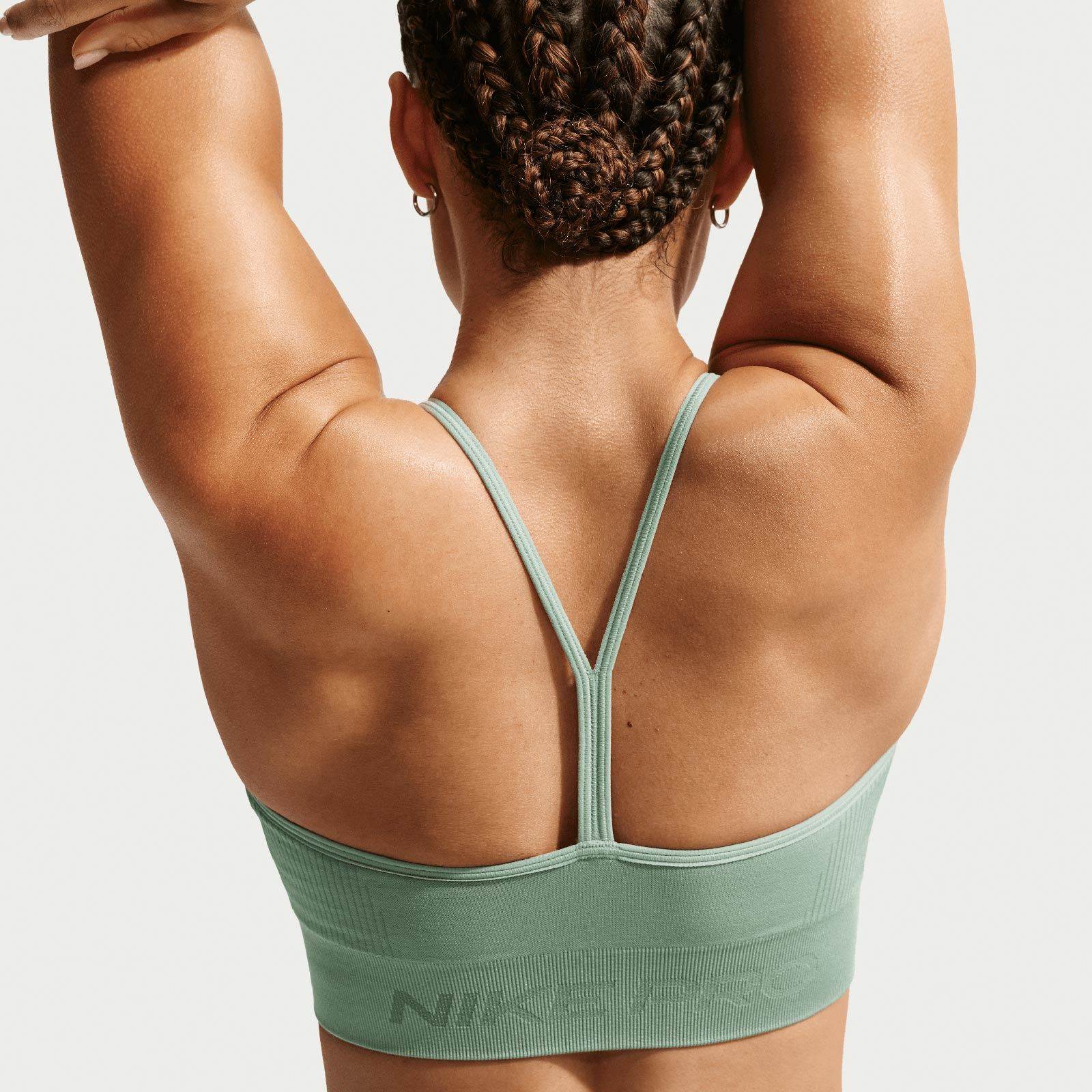 Nike Pro Seamless Womens Light-Support Padded Sports Bra - Image 4