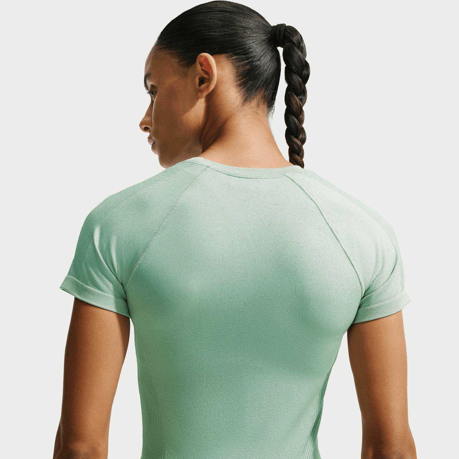 Nike Pro Seamless Womens Dri-FIT Short-Sleeve Top - Image 4