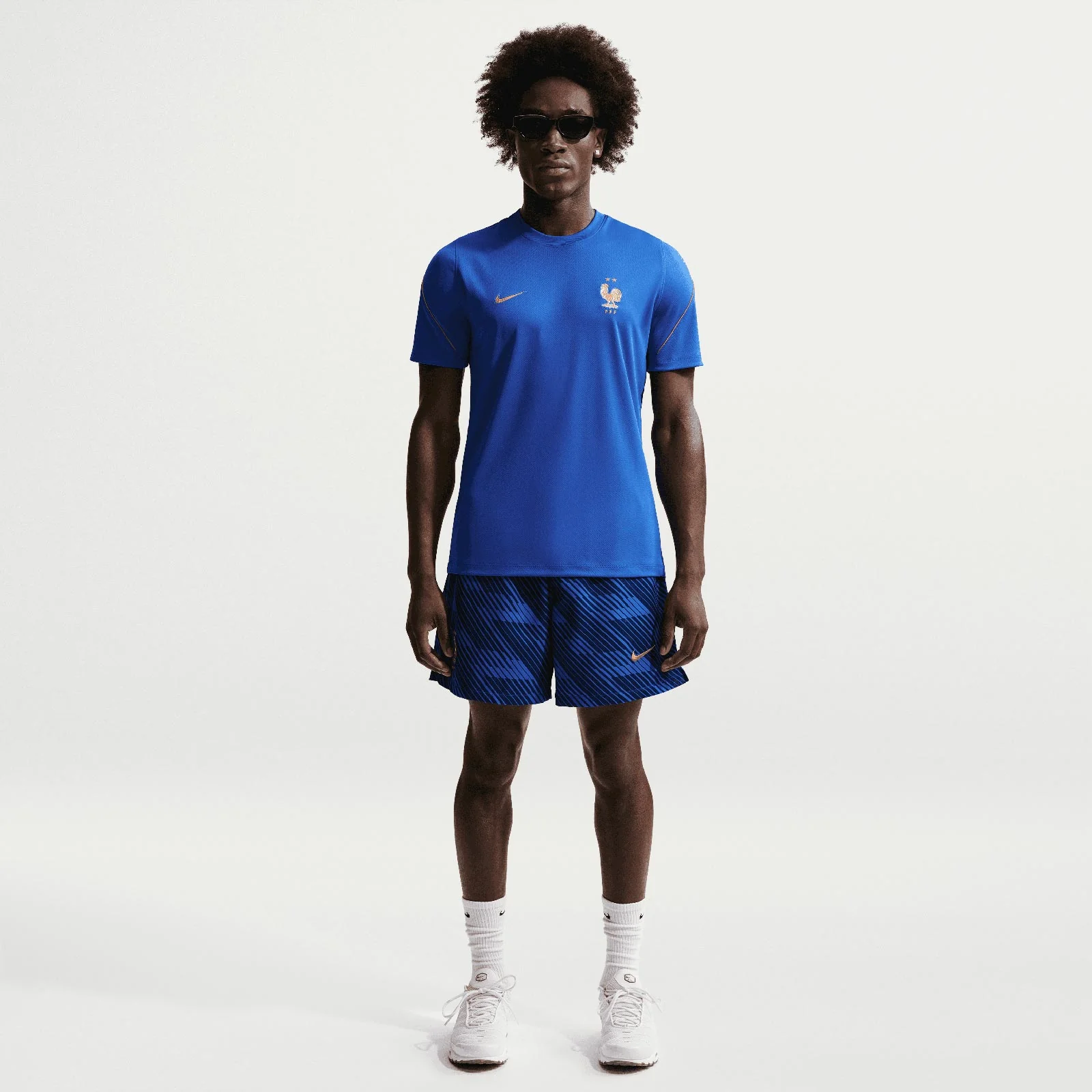 Nike Mens France World Cup 2026 Strike Soccer Dri-FIT Short-Sleeve Top - Image 6