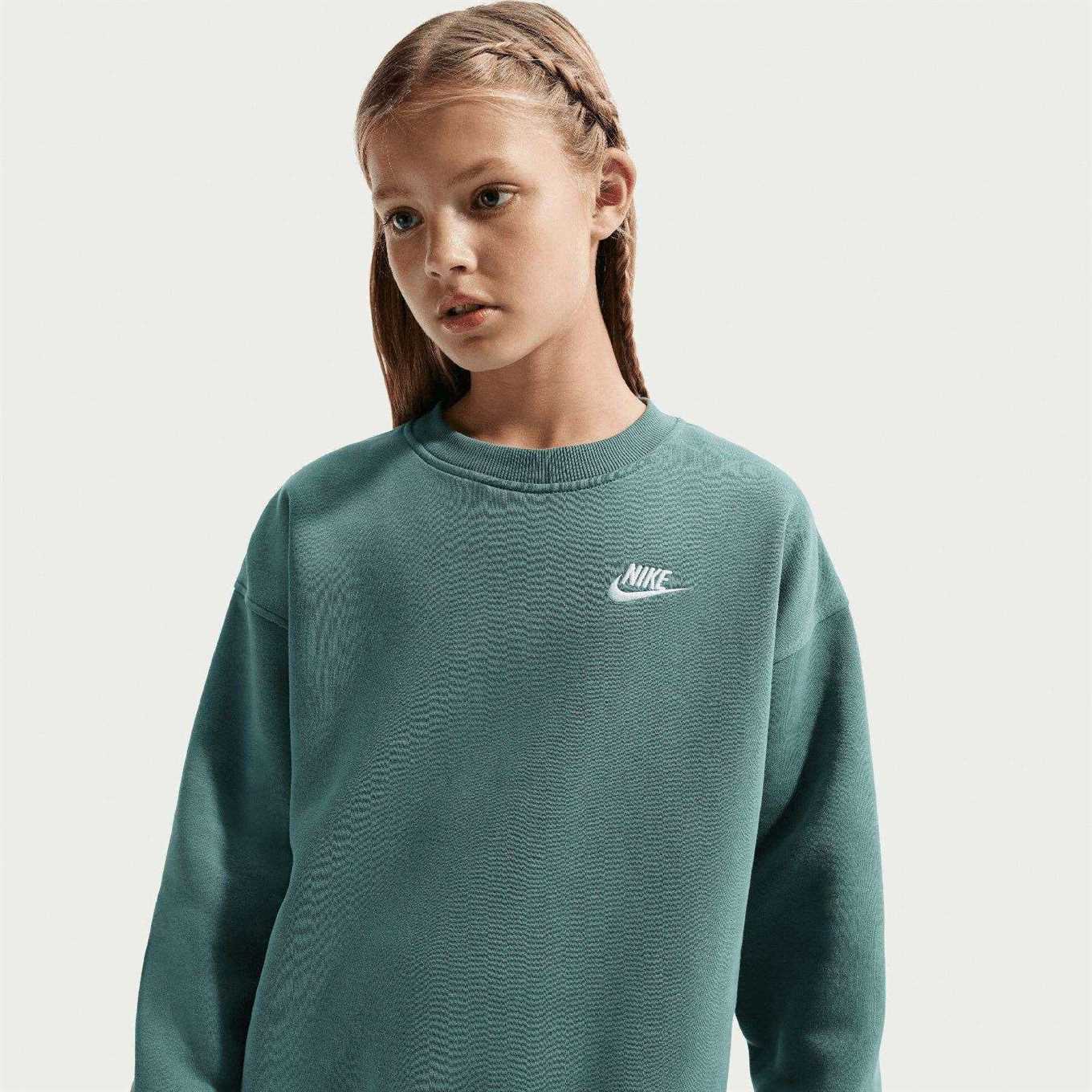 Nike Sportswear Club Fleece Kids Oversized Sweatshirt - Image 3