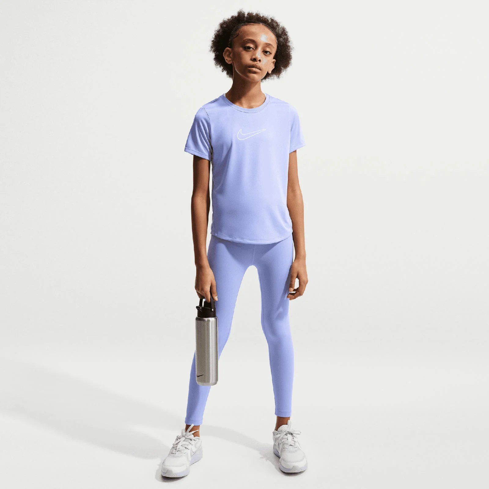 Nike One Fitted Kids Dri-FIT Short-Sleeve Top - Image 6