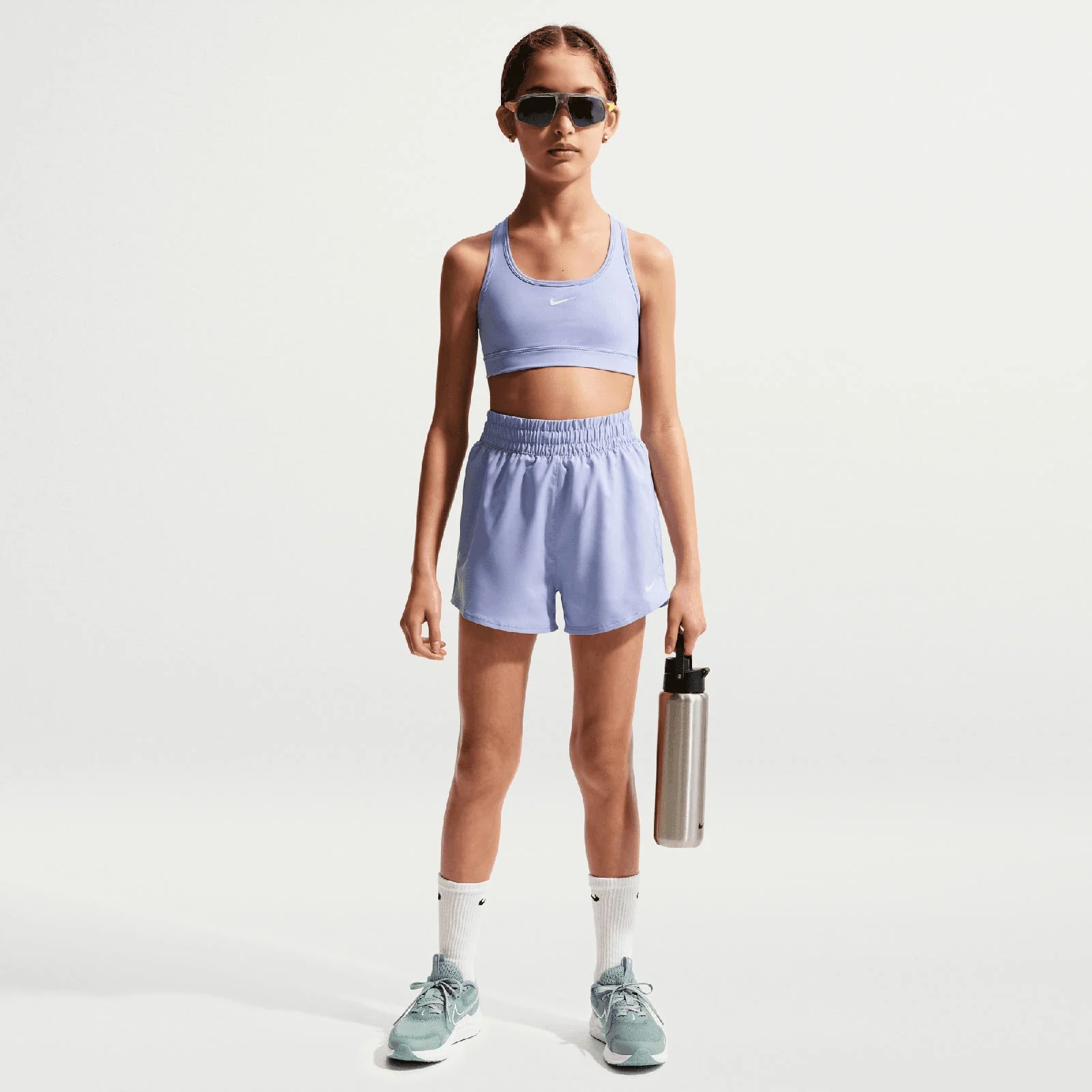 Nike One Kids Dri-FIT High-Waisted Woven Training Shorts - Image 5