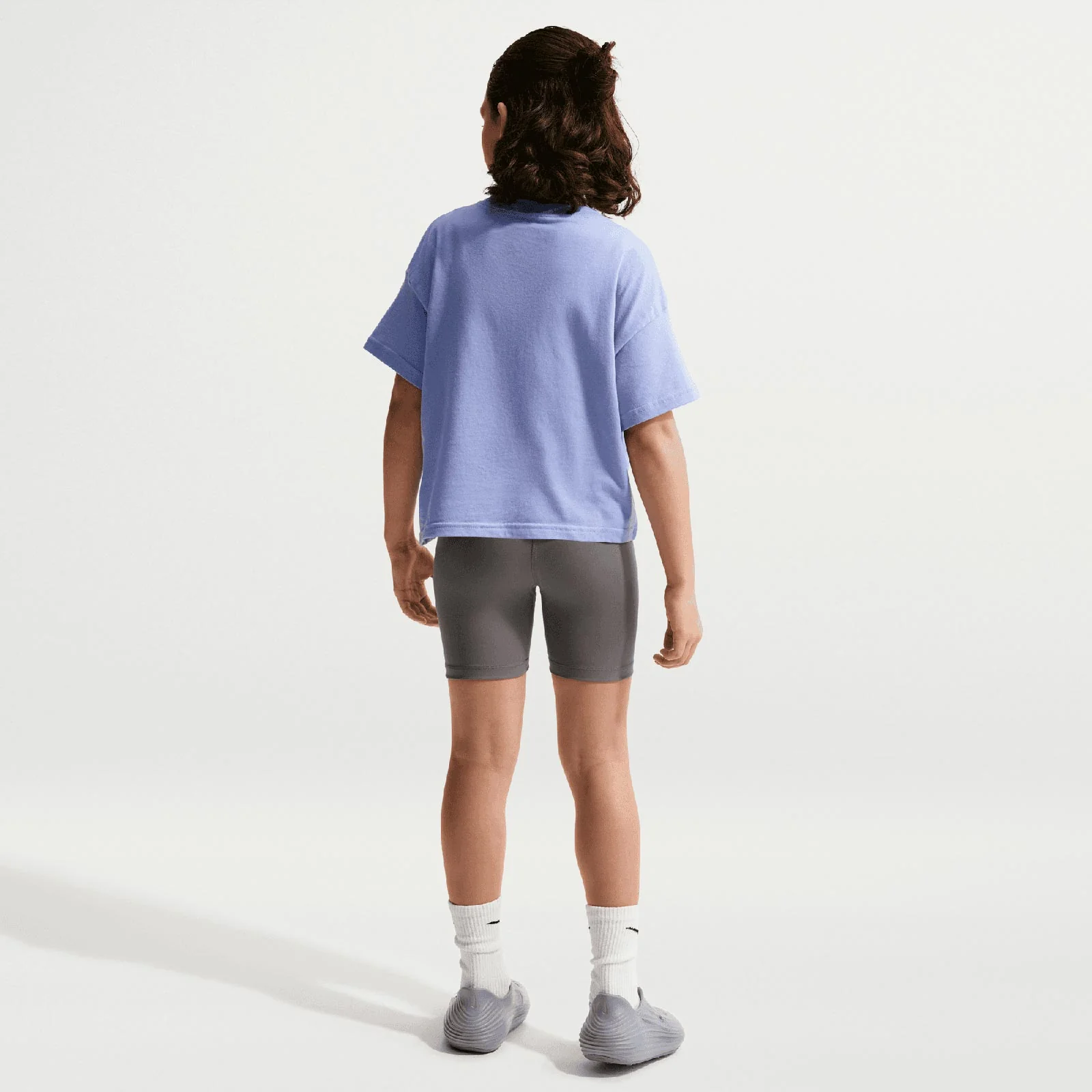 Nike Sportswear Essential Kids T-Shirt - Image 7
