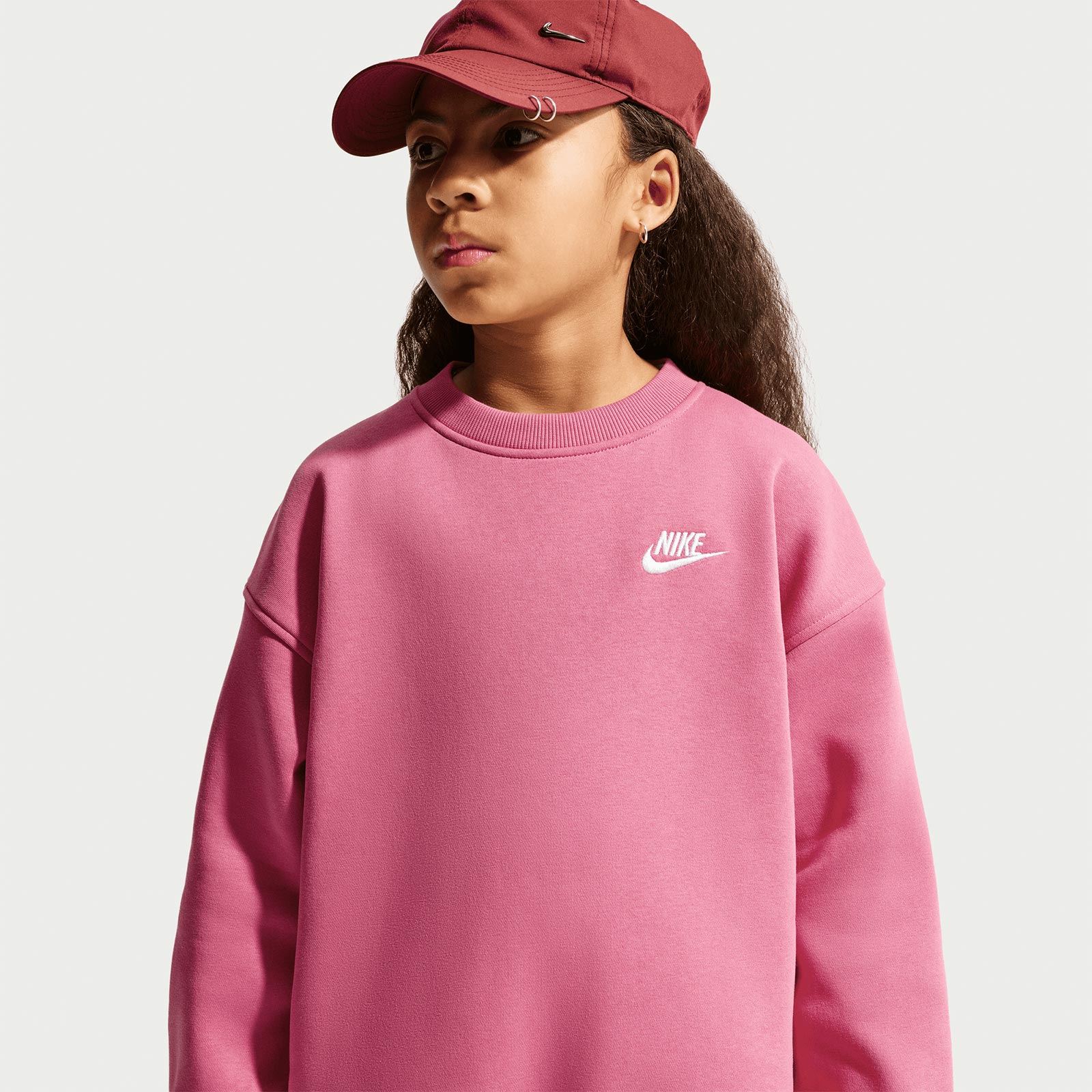 Nike Sportswear Club Fleece Kids Oversized Sweatshirt - Image 3